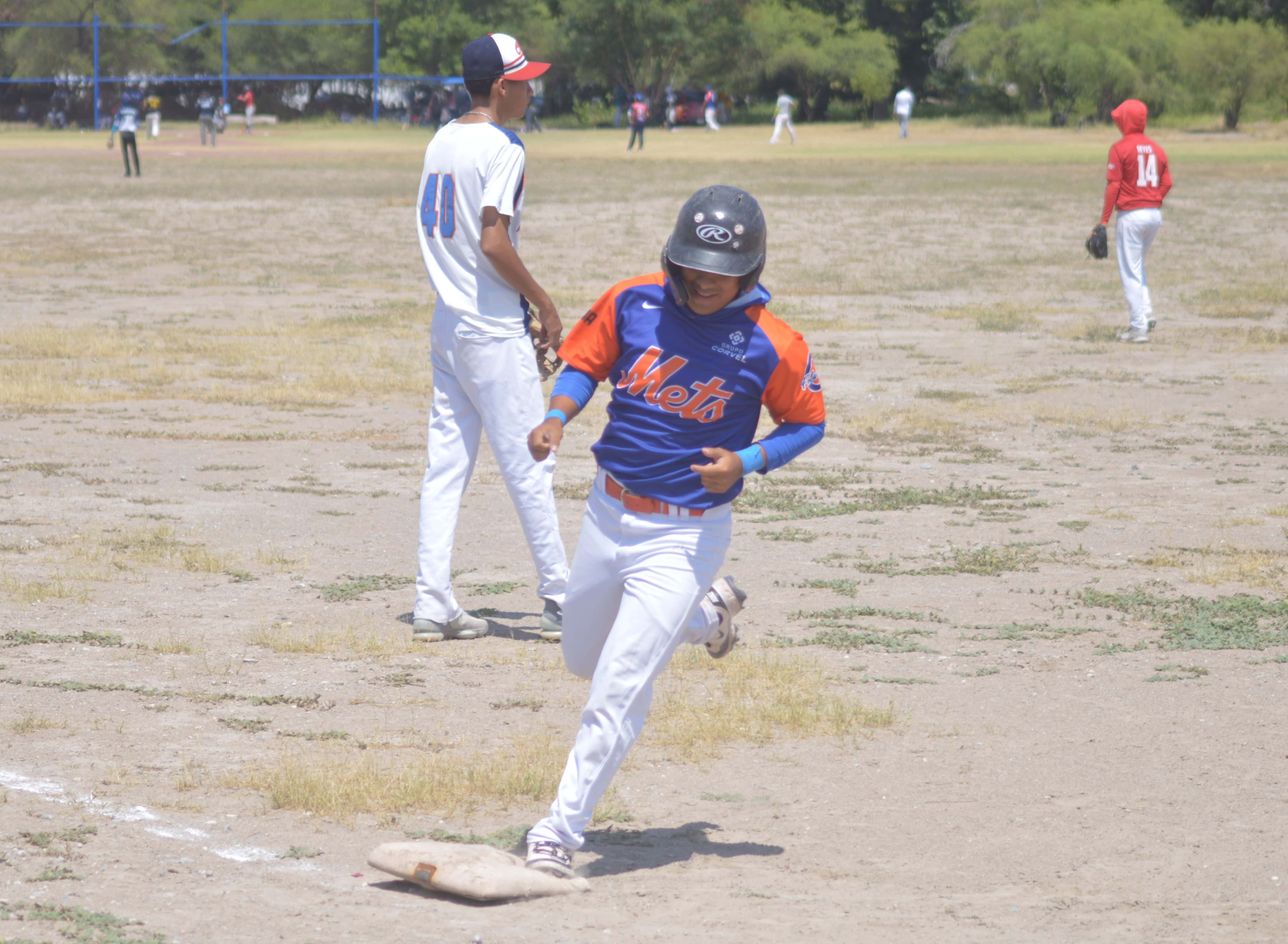 Mets y &Aacute;ngeles dividen victorias en la Liga de B&eacute;isbol: Monclova