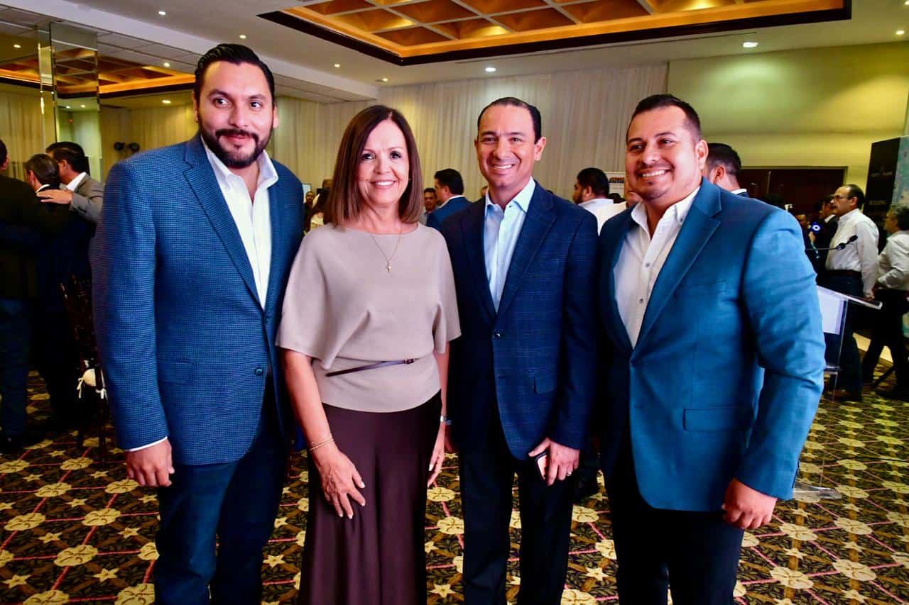Sari P&eacute;rez se suma con firma al impulso del corredor Acu&ntilde;a-Torre&oacute;n