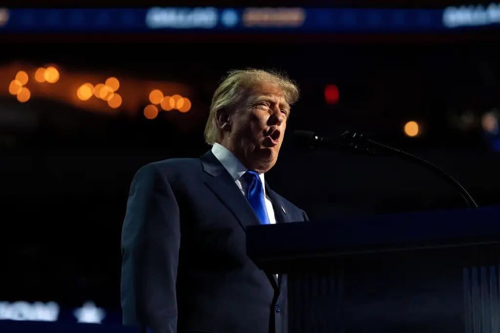 Trump promete cinco mil d&oacute;lares a ciudadanos en Dallas: est&iacute;mulo econ&oacute;mico