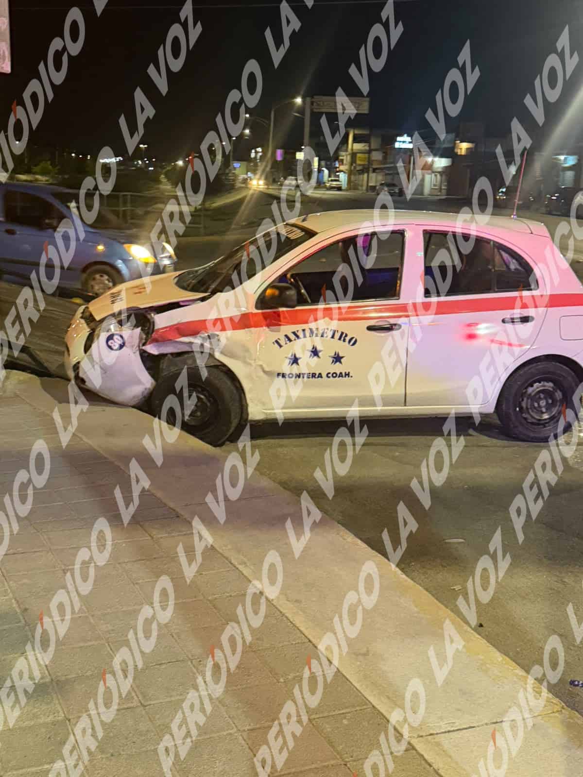 Taxista provoca accidente en Monclova