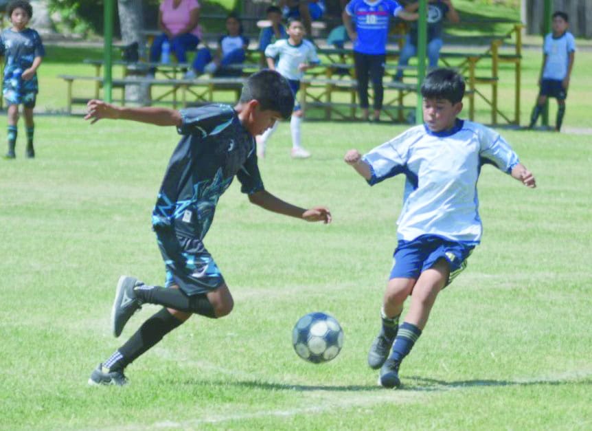 Lobos Monclova inicia la Copa Xochipilli con goleada 7-1