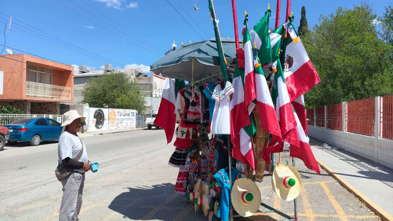 Se desploman ventas de artículos patrios en Nava; comerciantes reportan caída del 50% Se desploman ventas de artículos patrios en Nava; comerciantes reportan caída del 50%