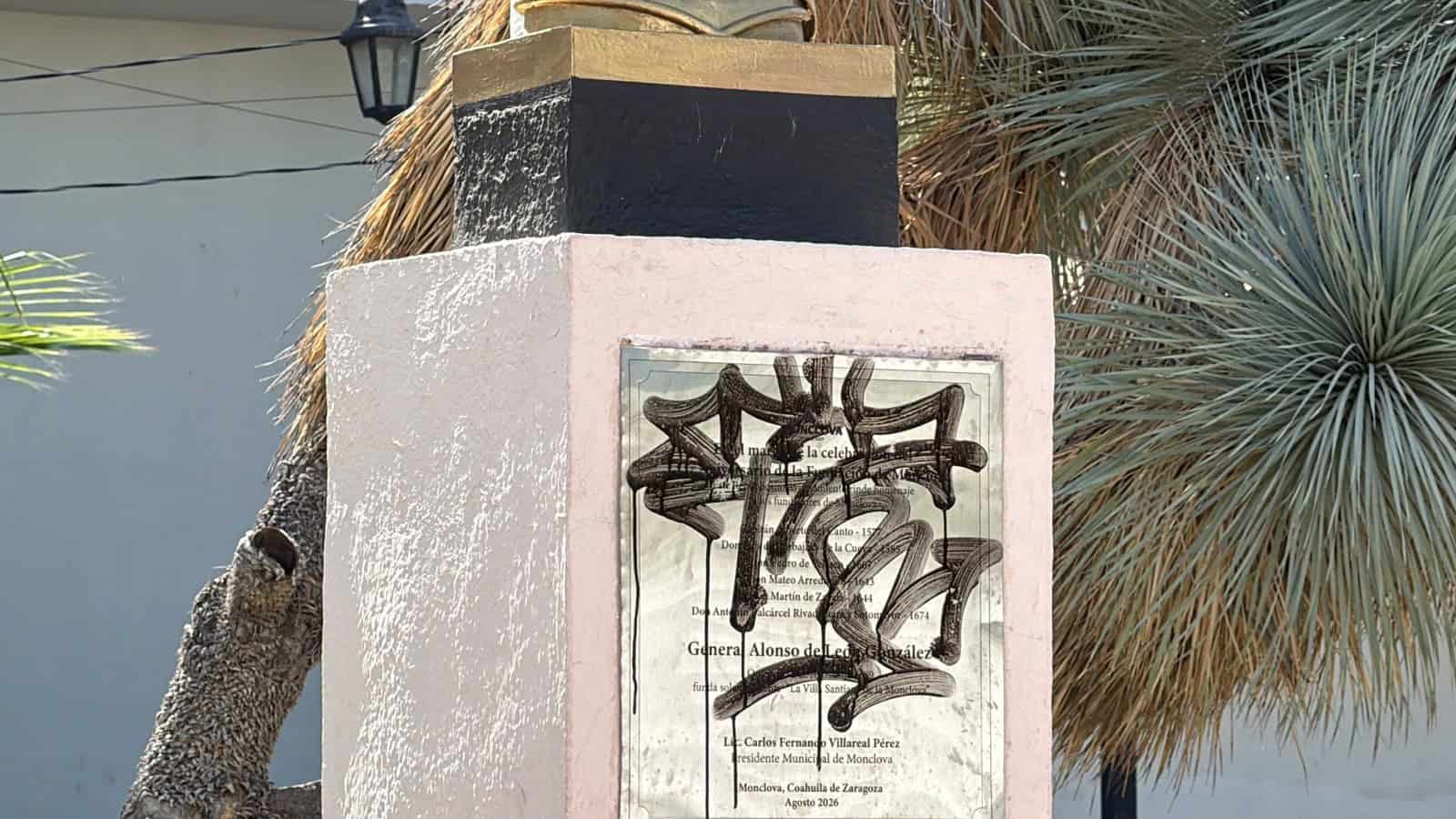 Vandalizan monumento a Alonso de León en Monclova Vandalizan monumento a Alonso de León en Monclova
