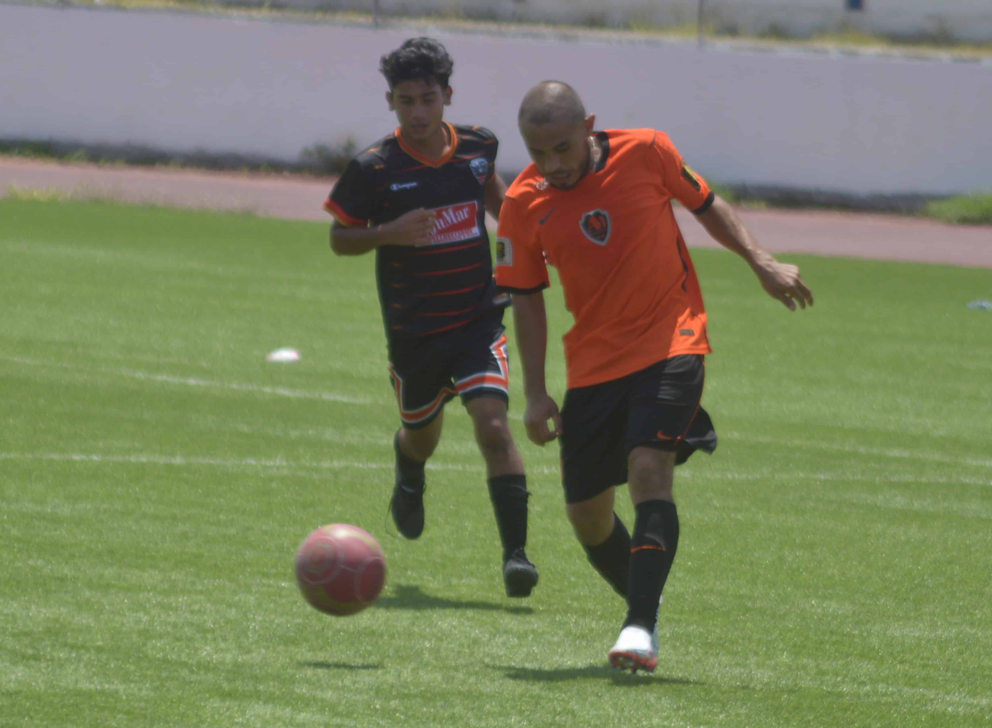 Notar&iacute;a Maldonado arrasa con 9-1 al Club Deportivo Miravalle en Monclova
