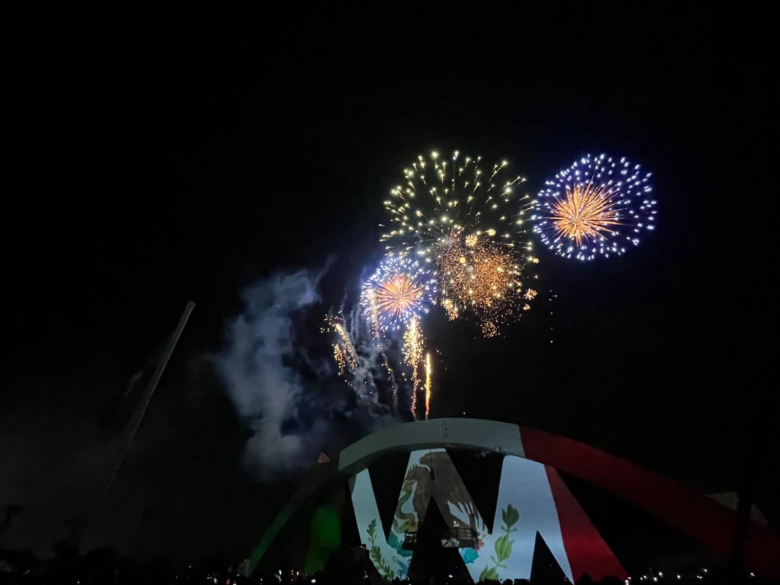 Gritan acu&ntilde;enses, en su 216 aniversario 