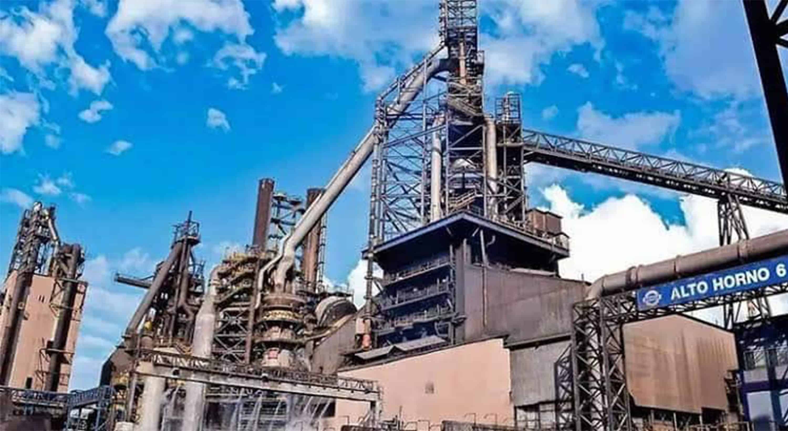 Instalaciones de la empresa Altos Hornos de México en la ciudad de Monclova.