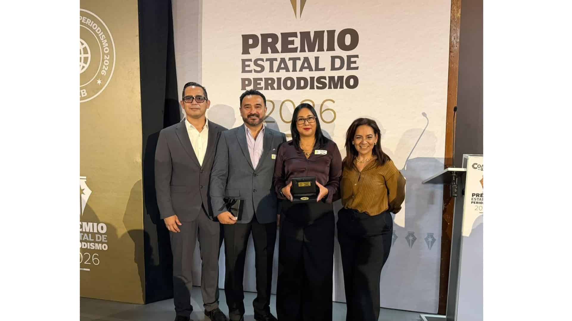 Recibe Peri&oacute;dico La Voz 4  premios de periodismo