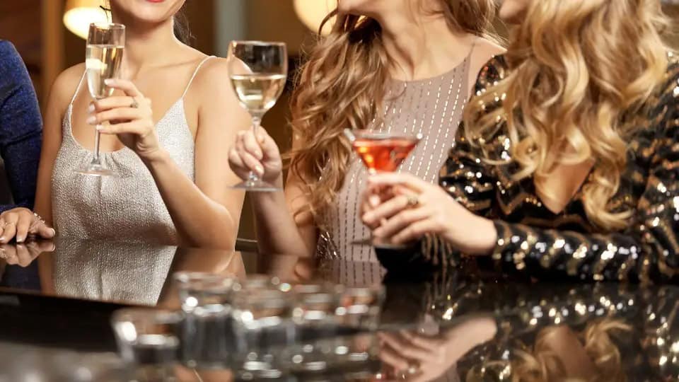 Racismo en San Pedro Garza García: clientes de tez morena son rechazados en un bar Racismo en San Pedro Garza García: clientes de tez morena son rechazados en un bar