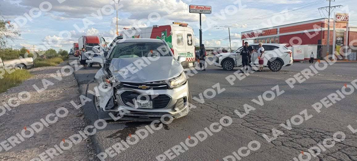 Choque en Castaños: autoridades atienden accidente en carretera 57