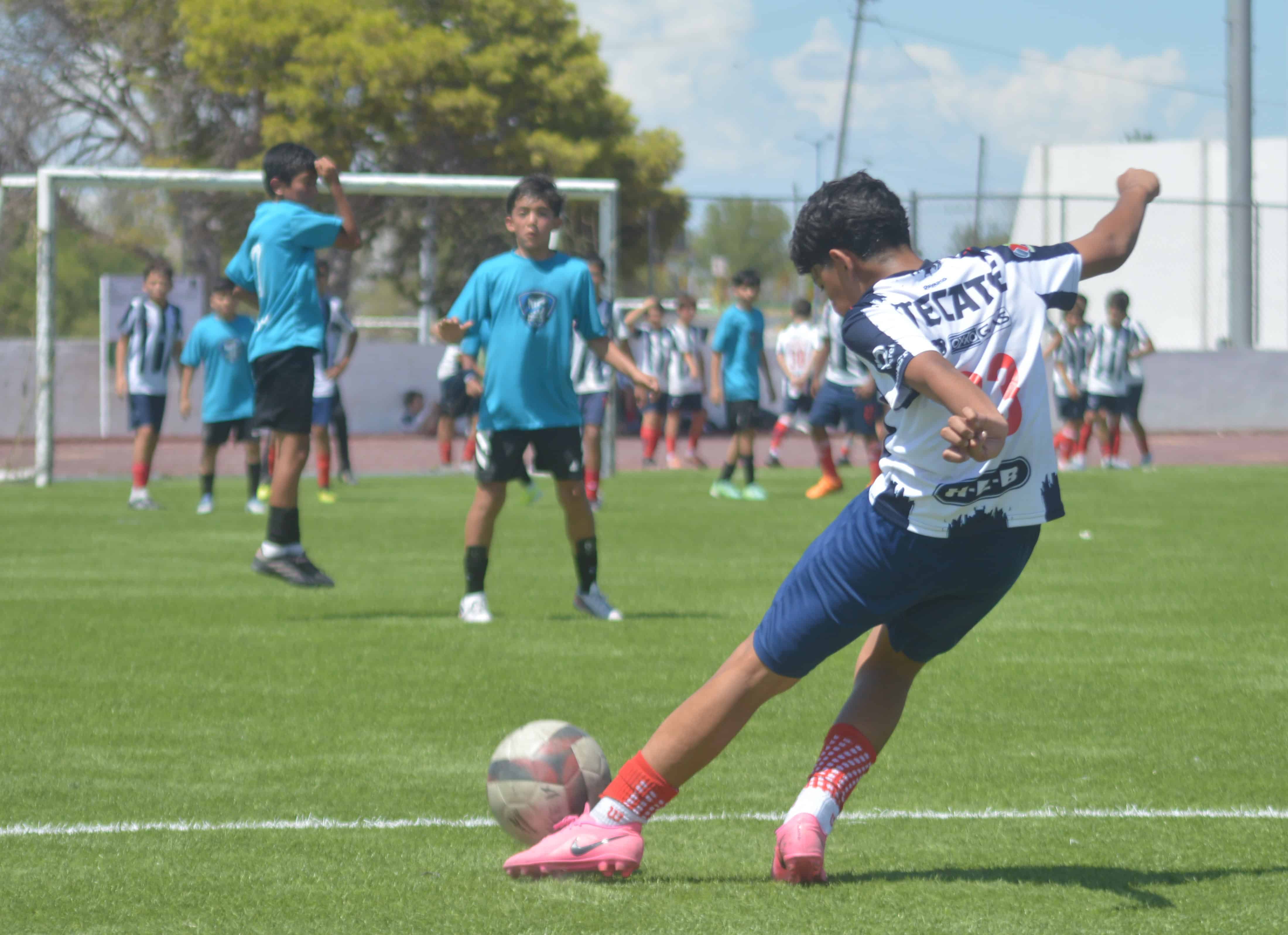 Nike Saltillo derrota a Rayados Monclova: 2-0 en el Torneo Estatal