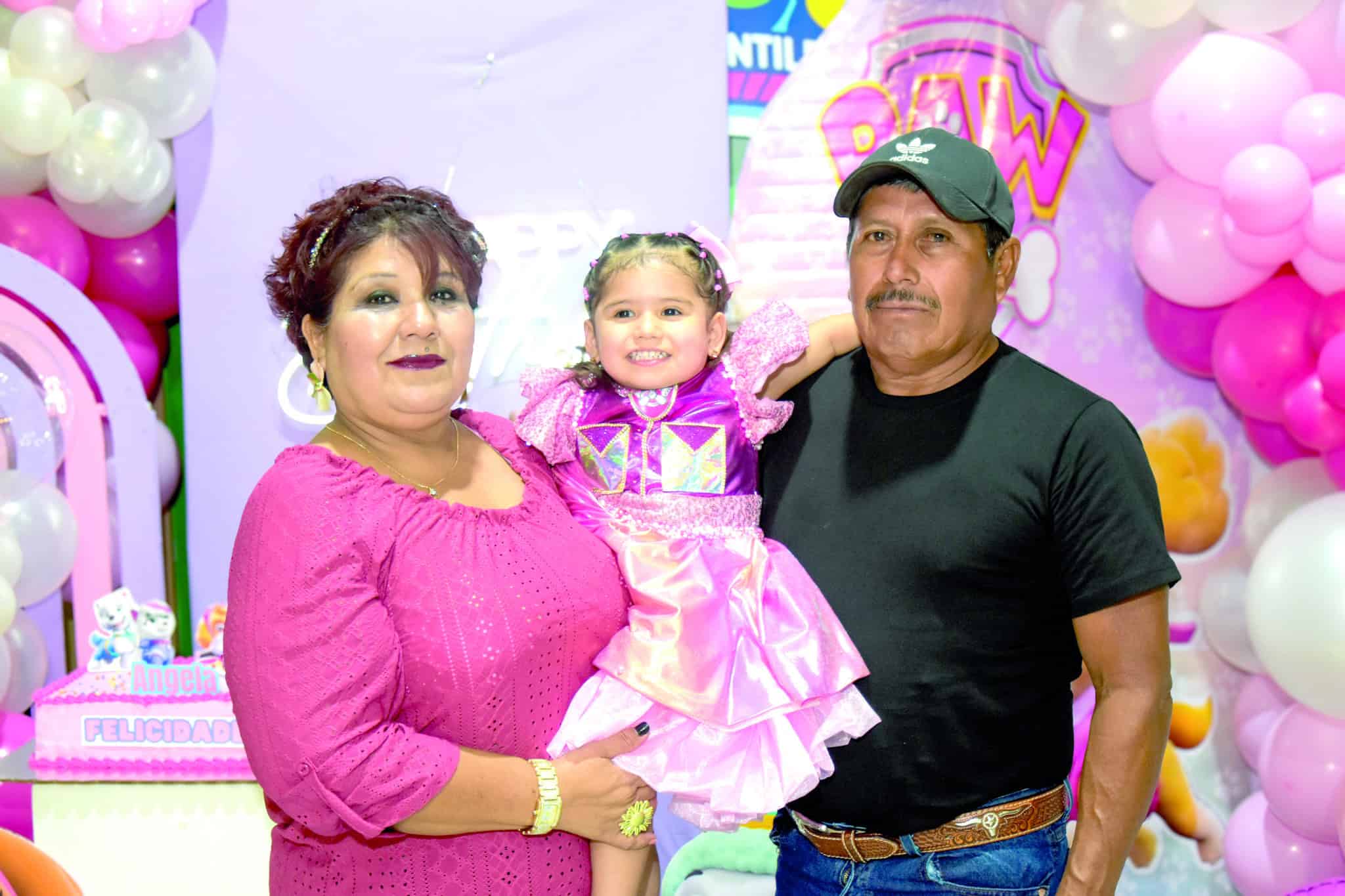 &Aacute;ngela Lizeth Gonz&aacute;lez celebra su tercer cumplea&ntilde;os
