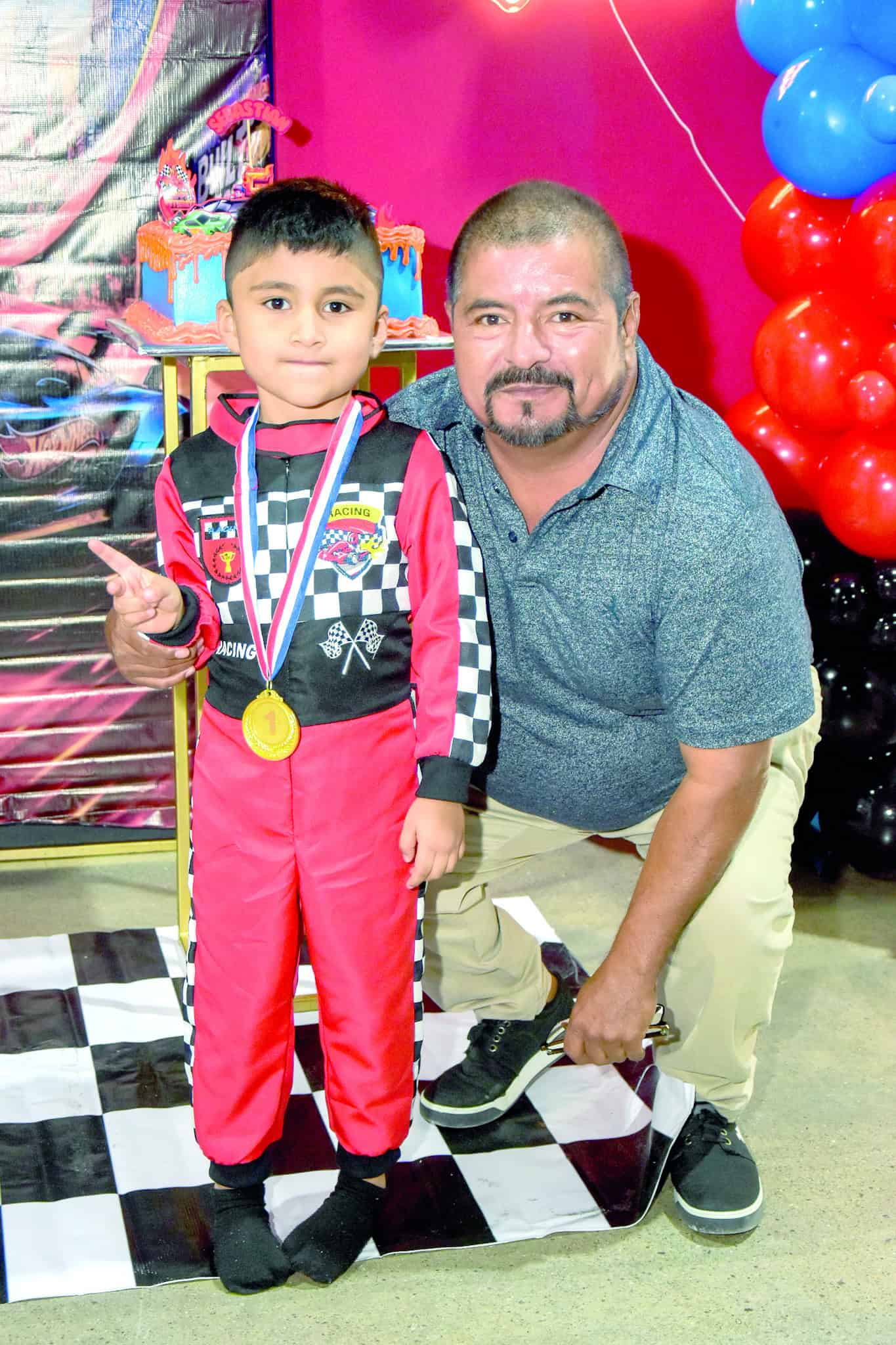 Familia y amigos festejan los cinco a&ntilde;os de Sebasti&aacute;n Exiga en Monclova