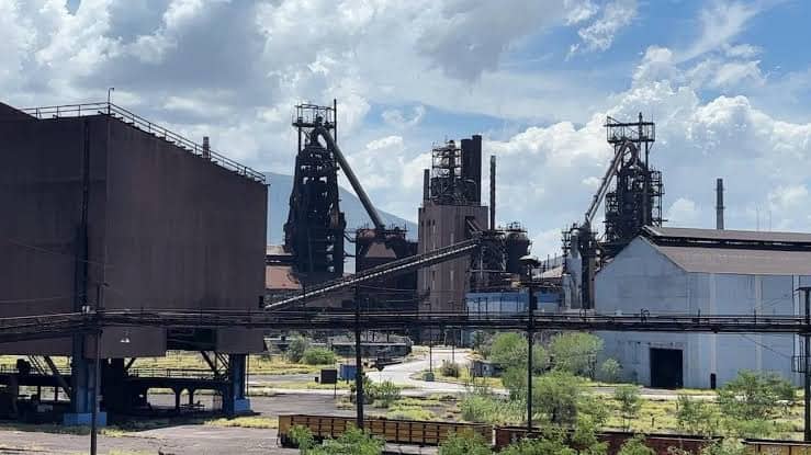 Siderúrgica Altos Hornos de México en Monclova, Coahuila, a la espera de la subasta judicial programada para este viernes 25 de septiembre.