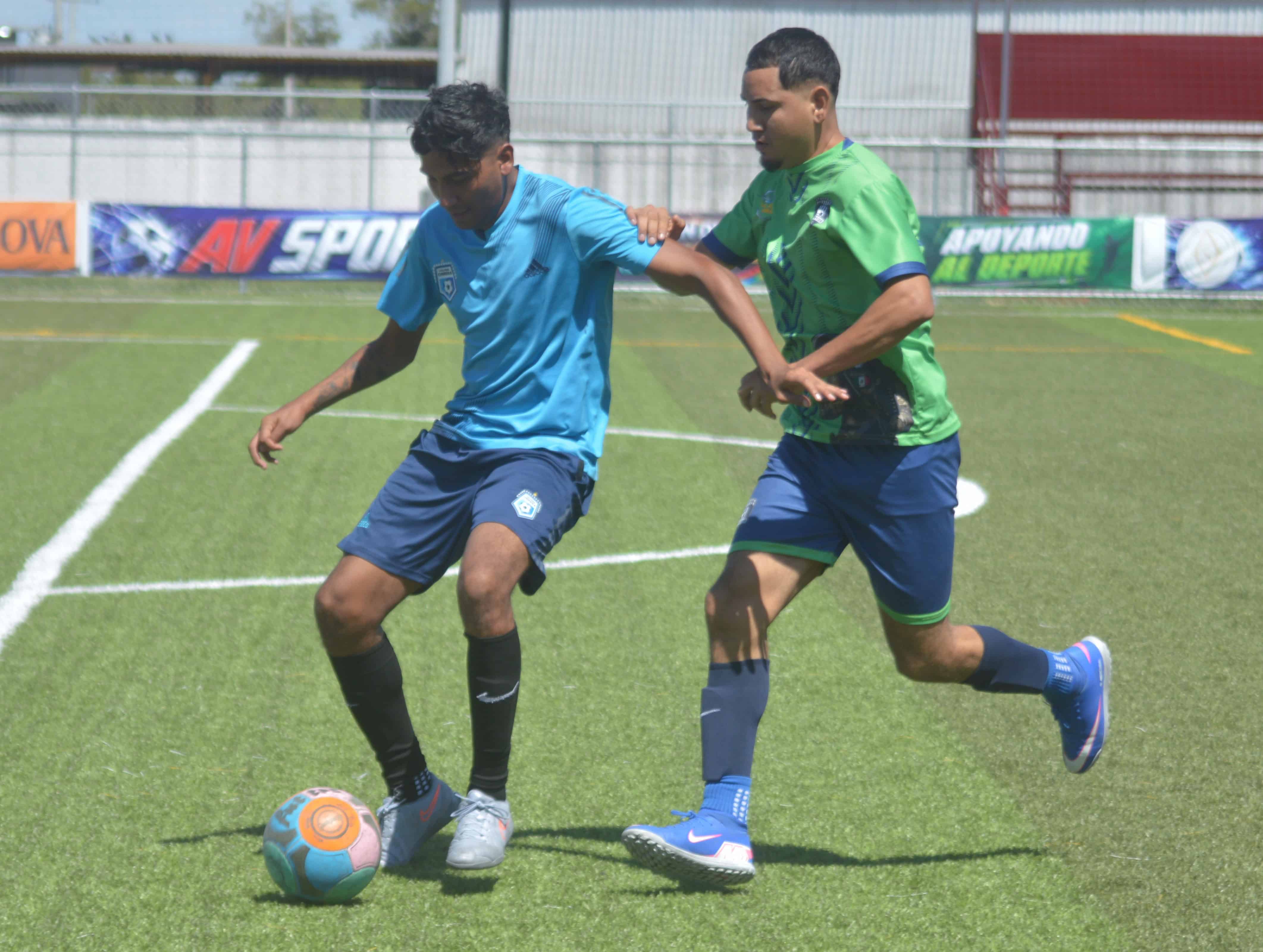Colonia Obrera golea 10-0 a Cuervos y avanza a la final