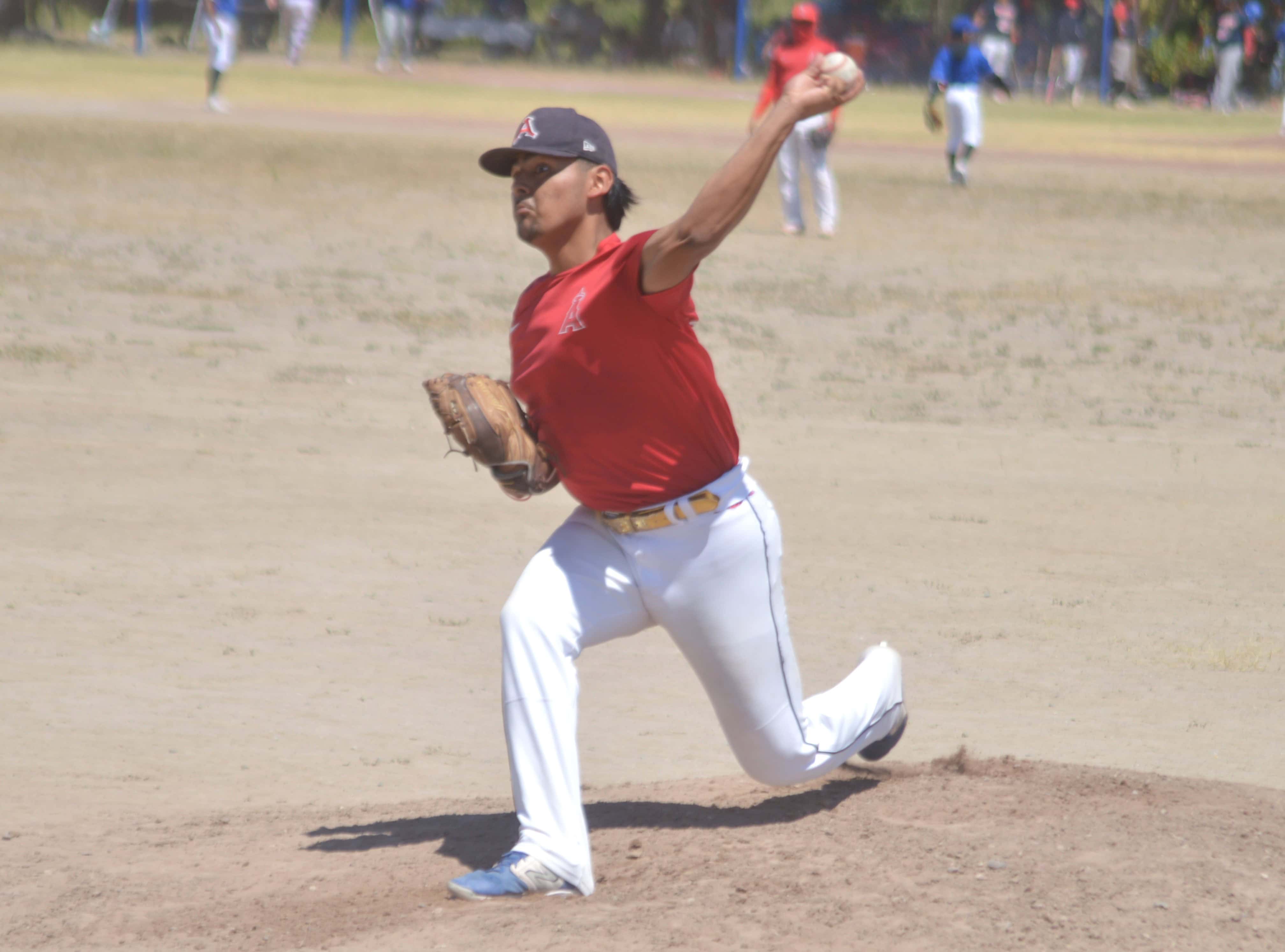 Liga de B&eacute;isbol Prendamos: &Aacute;ngeles completa limpia sobre Cachorros