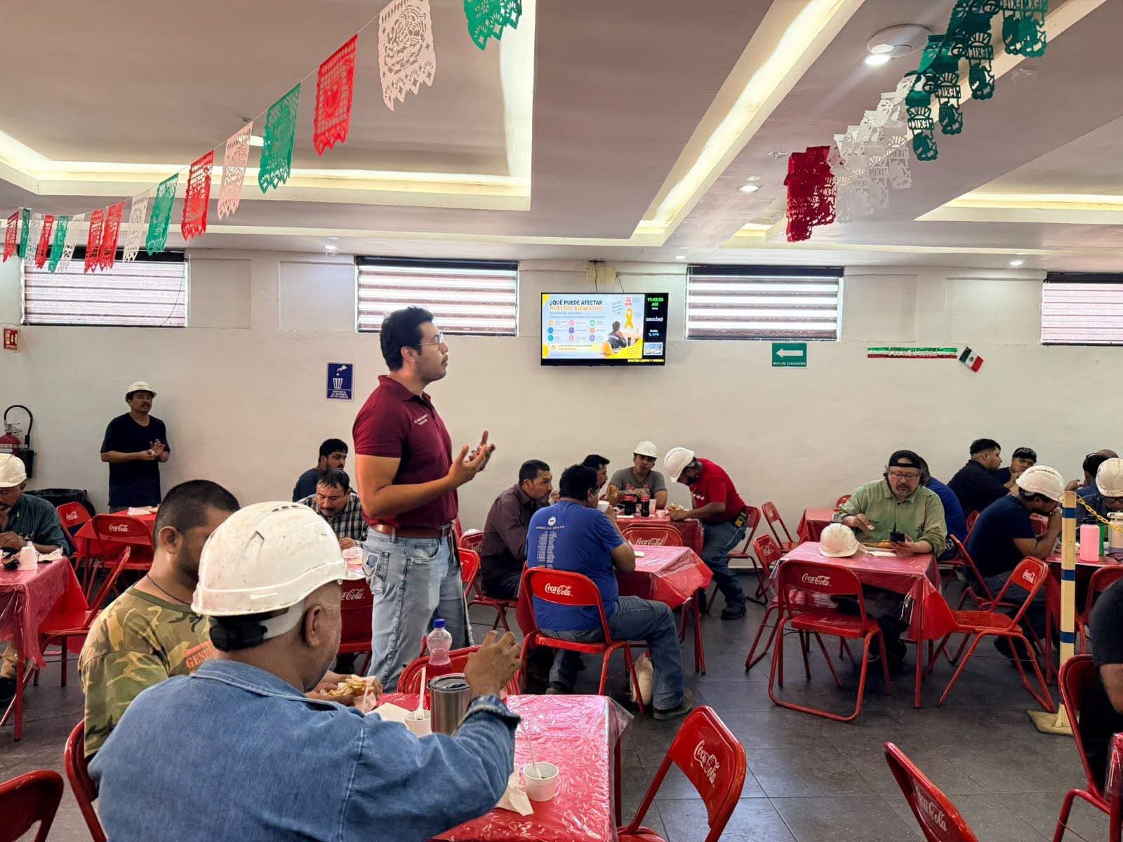 Llevan cuidado de la salud mental a trabajadores de empresa en Ciudad Acuña