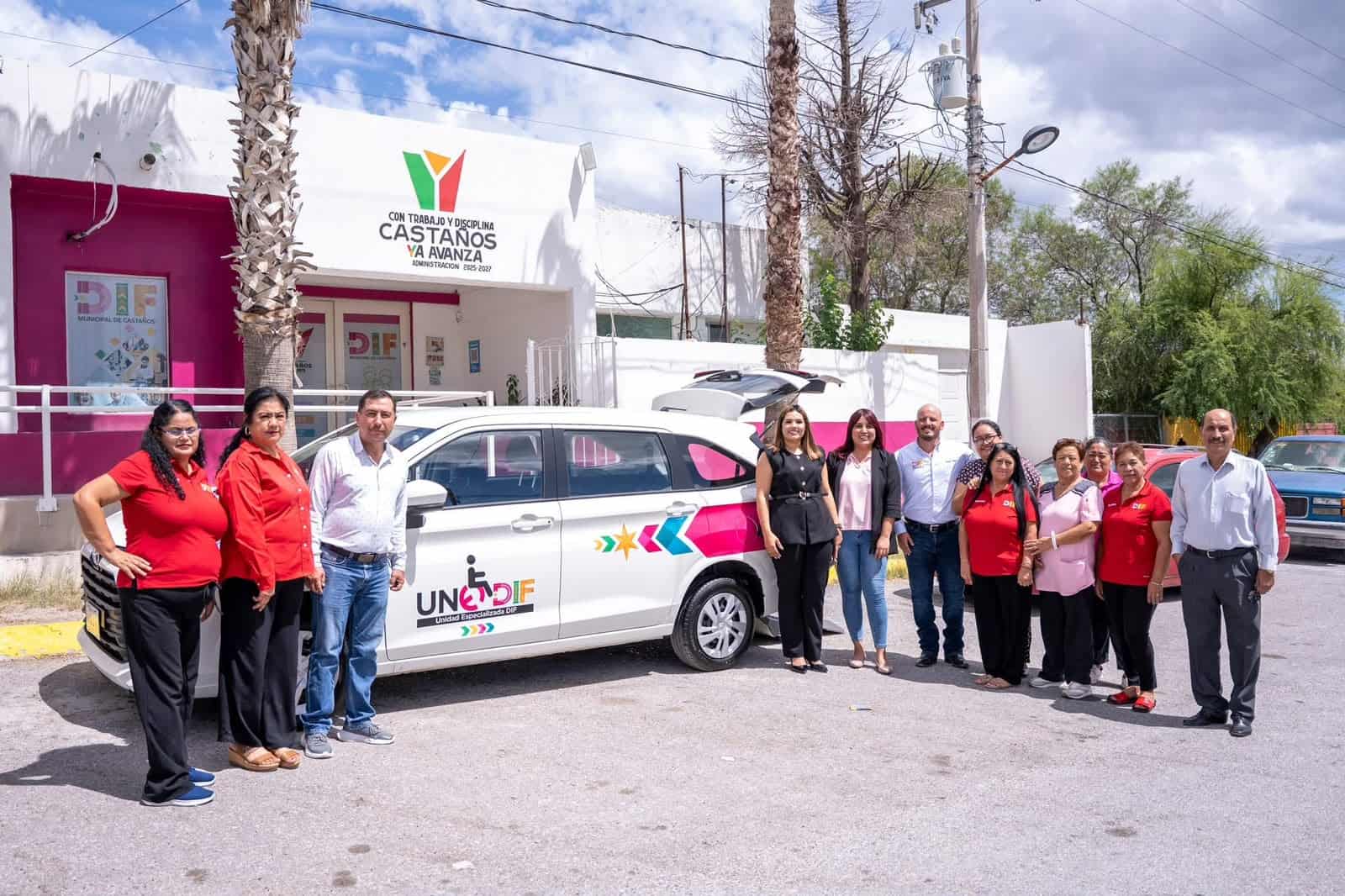 Castaños recibe apoyos importantes para personas con discapacidad y adultos mayores
