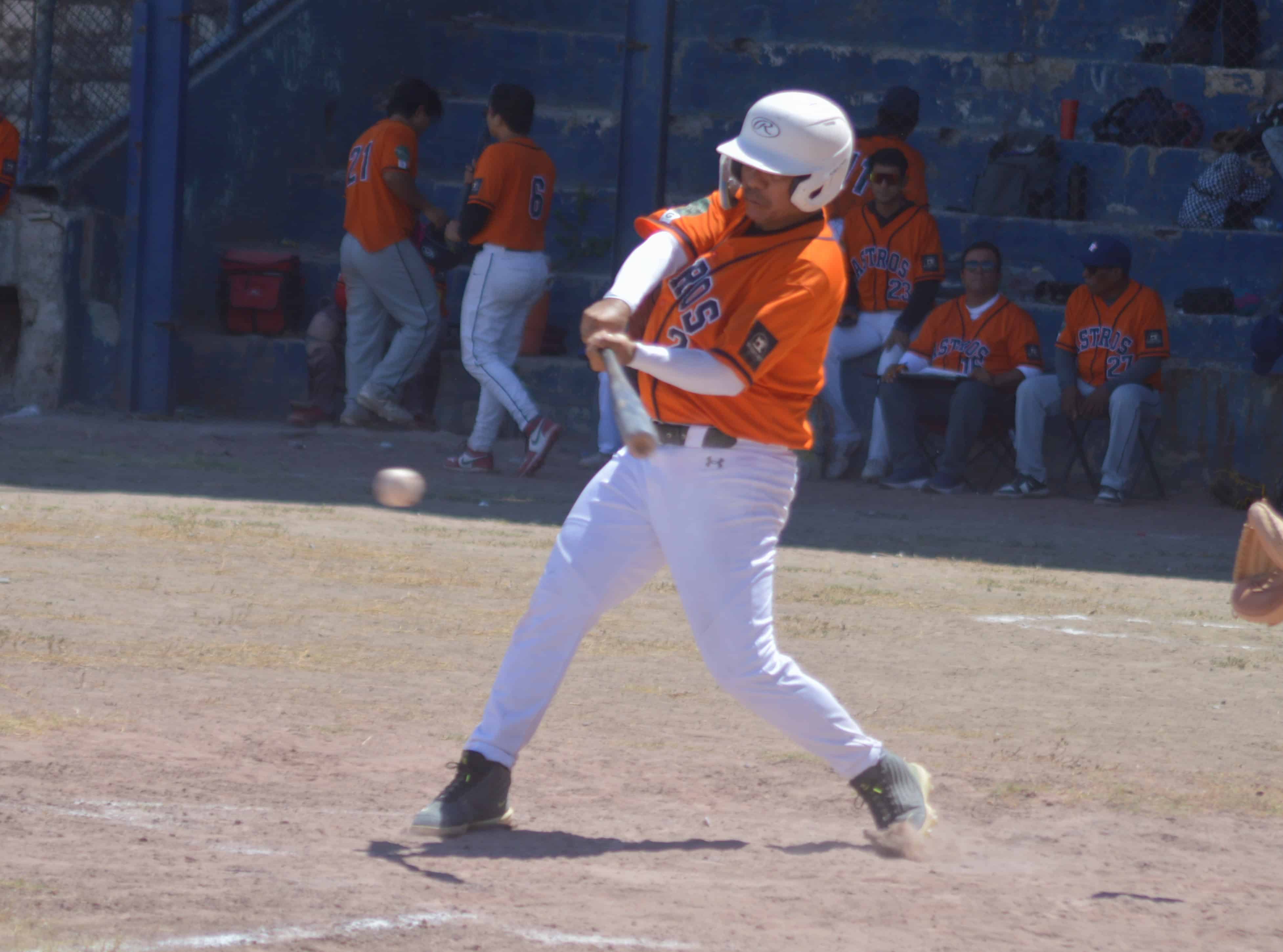Dividen triunfos Astros y Yankees en la Liga de B&eacute;isbol de Monclova