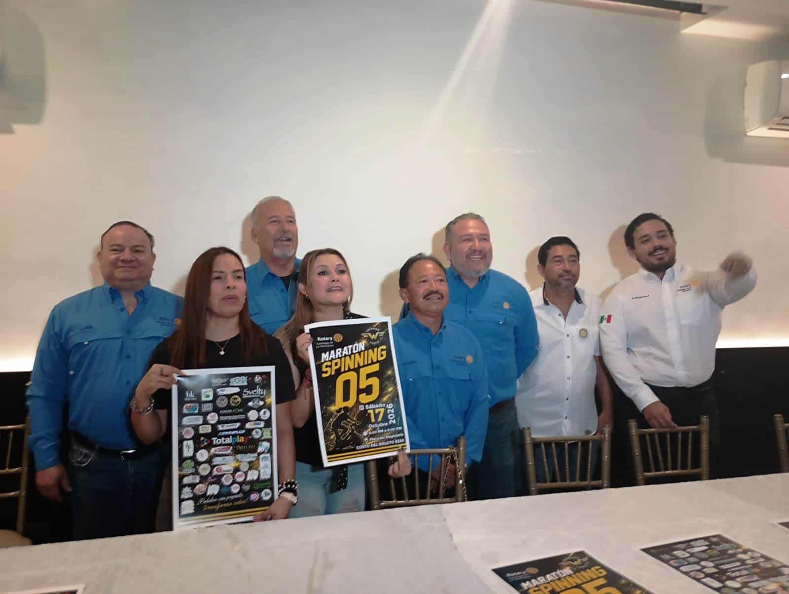 Integrantes del Club Rotario Santiago de la Monclova presentaron los detalles de la quinta edición del Maratón de Spinning con causa.