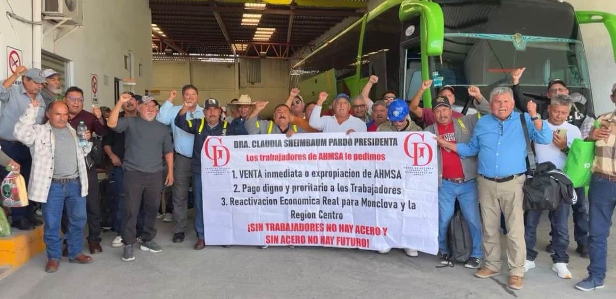 Regresan trabajadores de AHMSA a Monclova con esperanza tras oferta de José Arturo Domínguez Regresan trabajadores de AHMSA a Monclova con esperanza tras oferta de José Arturo Domínguez