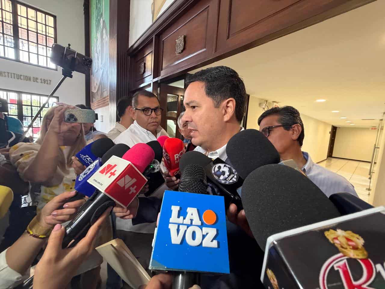 Diputado Gerardo Aguado busca regularizaci&oacute;n de asambleas en Saltillo