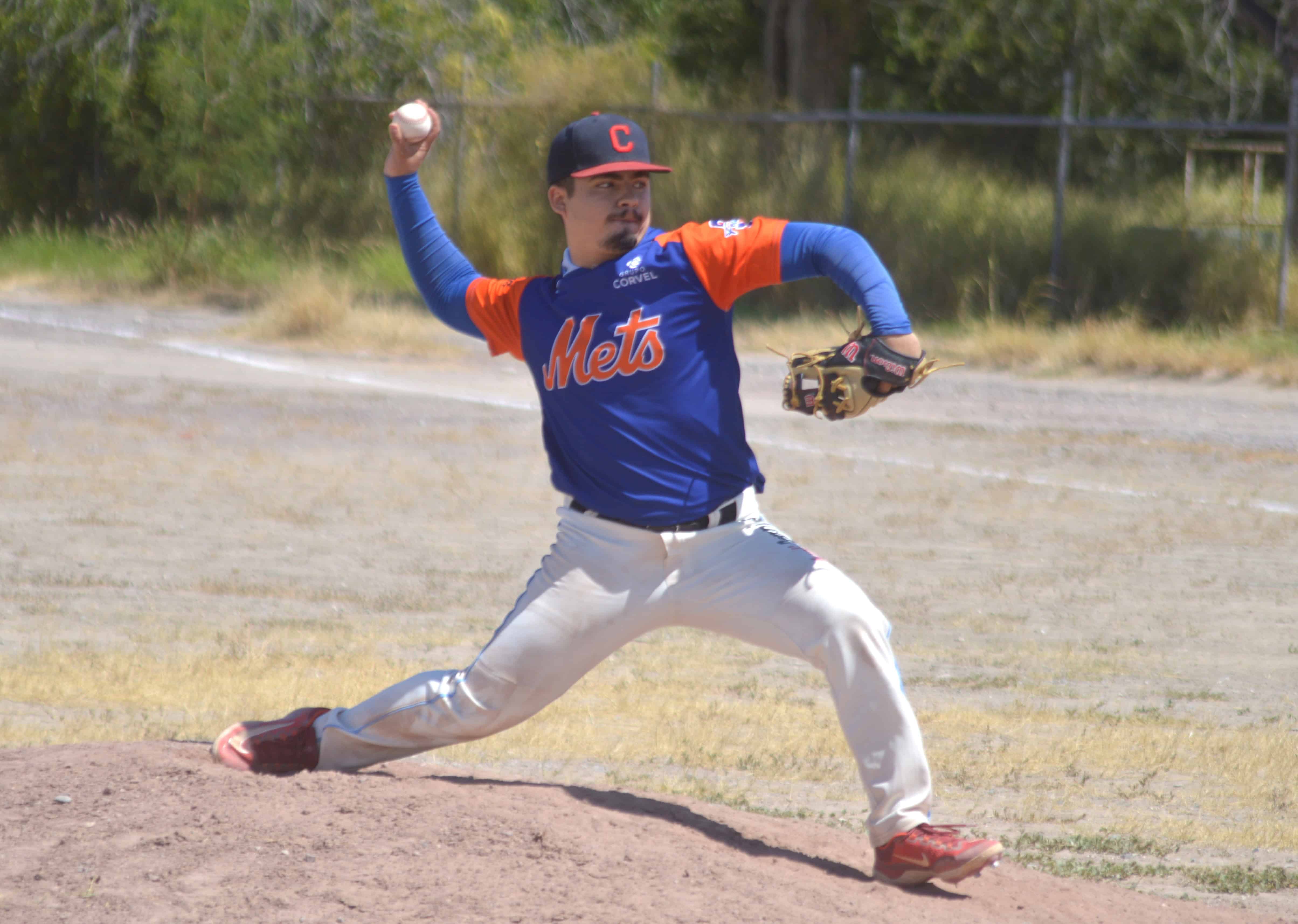 Mets Monclova barre a Fuerza Tricolor y retoma el liderato