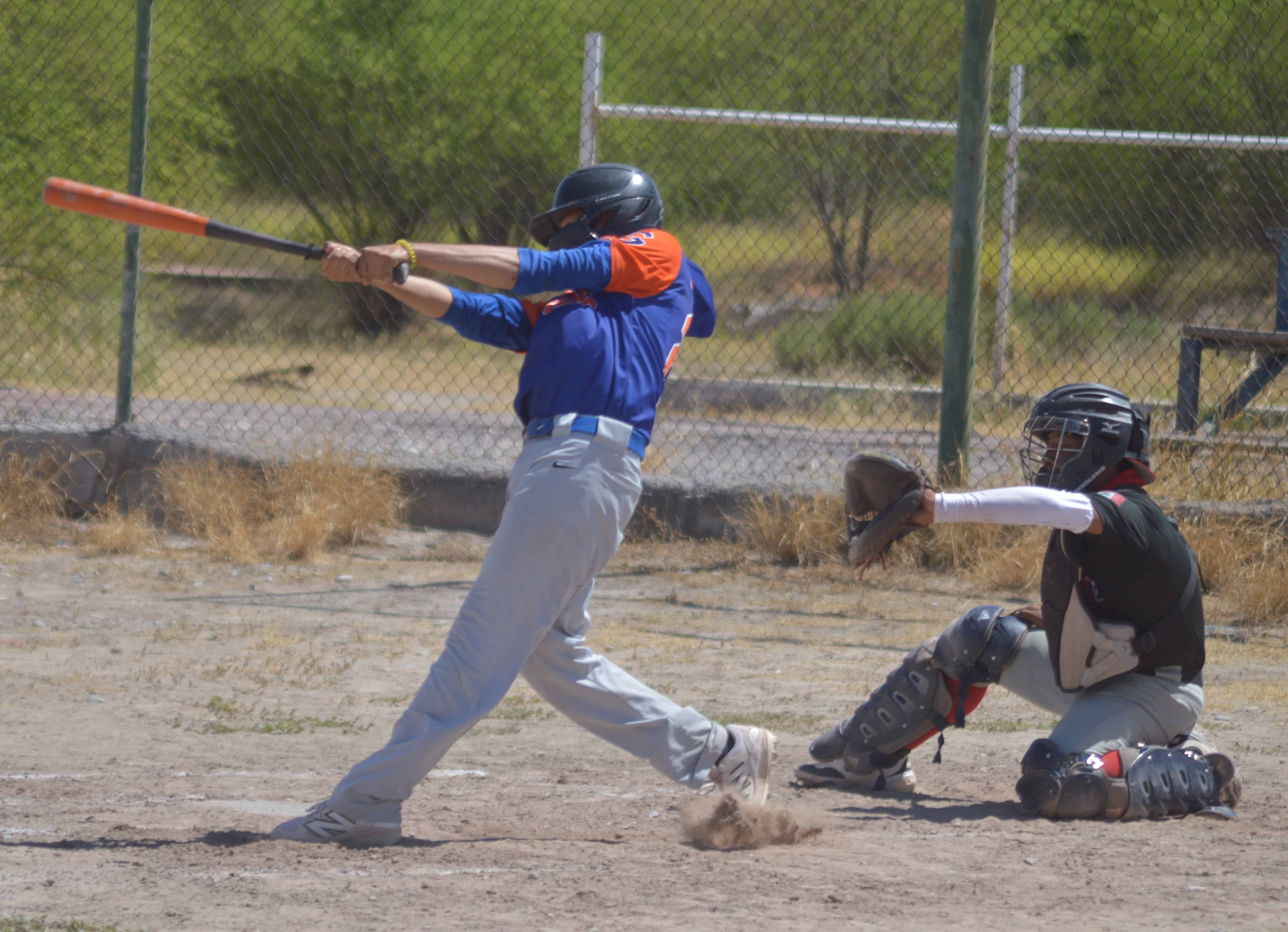 Mets Monclova barre a Fuerza Tricolor y retoma el liderato