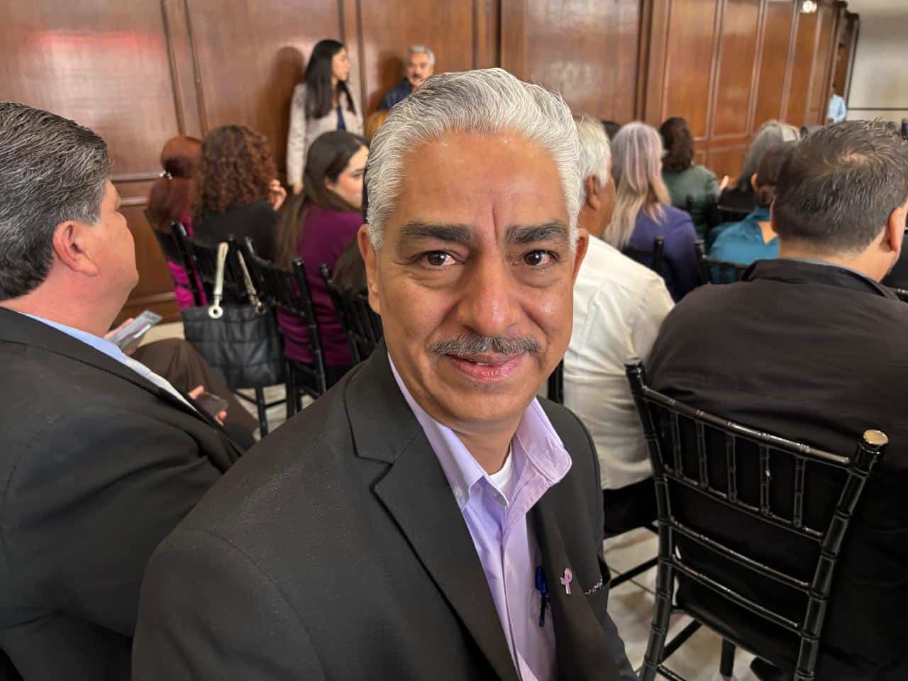 Francisco Mancillas pide regular redes sociales para menores Francisco Mancillas pide regular redes sociales para menores