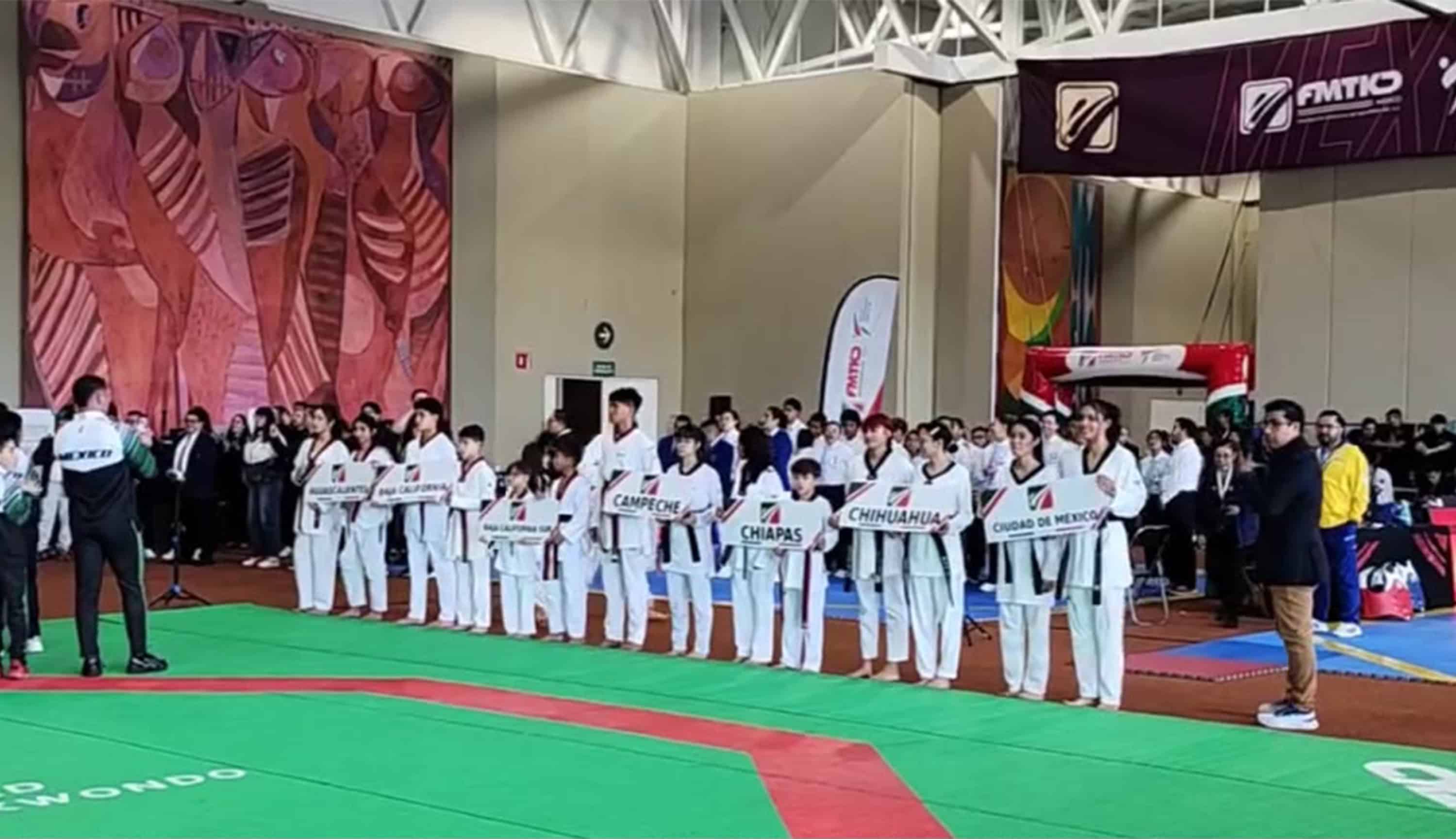 Atletas acu&ntilde;enses conquistan dos medallas de bronce en Festival Mexicano de Taekwondo