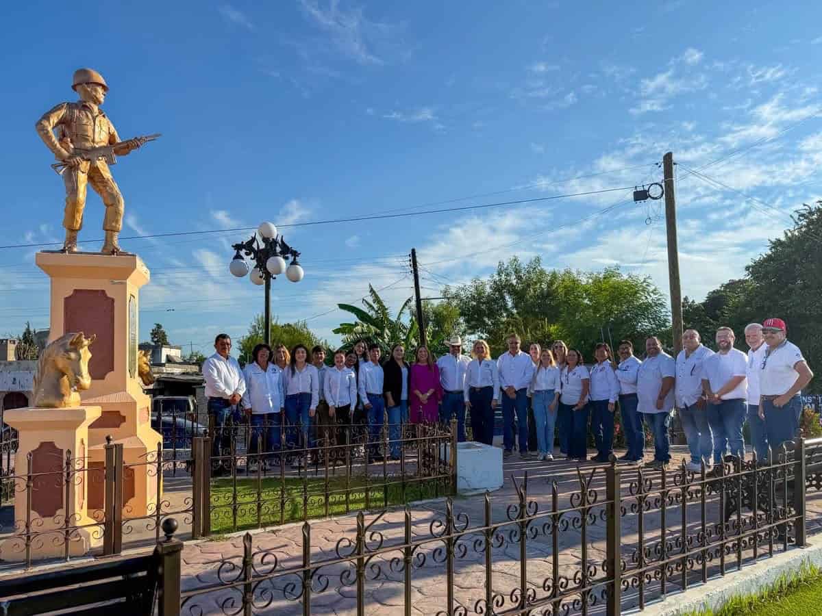 Parada c&iacute;vica en M&uacute;zquiz recuerda la Independencia de M&eacute;xico