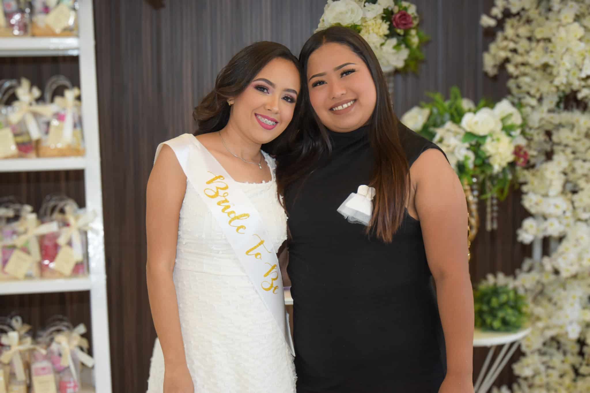 Landay Mireles celebra su festejo previo a la boda con Arturo Montes