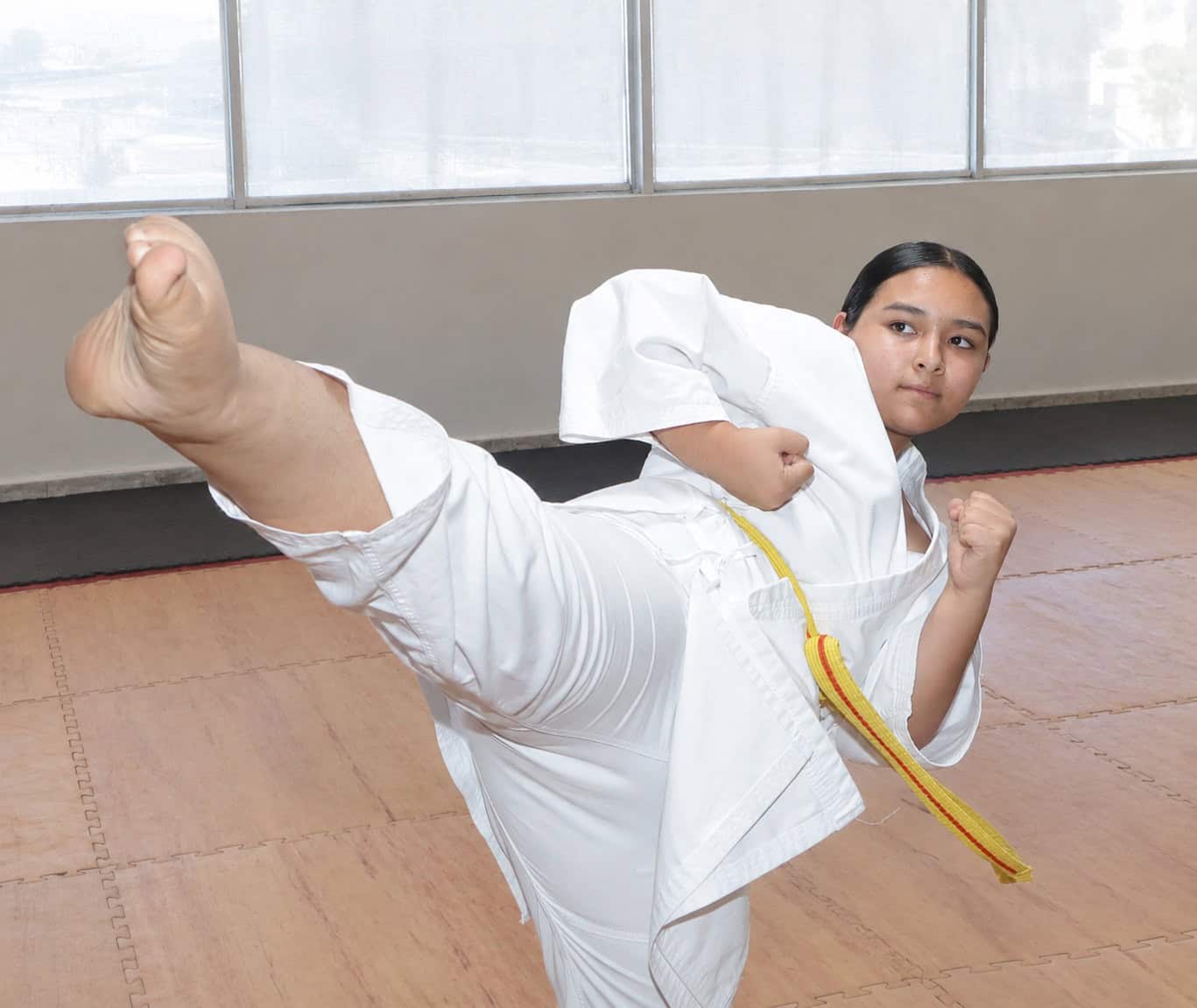 Karatekas de Monclova se preparan para examen de karate