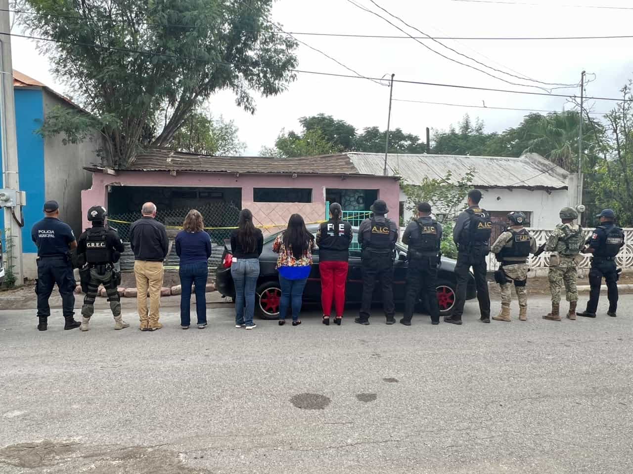 Detienen a hombre por metanfetamina en Sabinas: cateo dirigido por Diego Gardu&ntilde;o