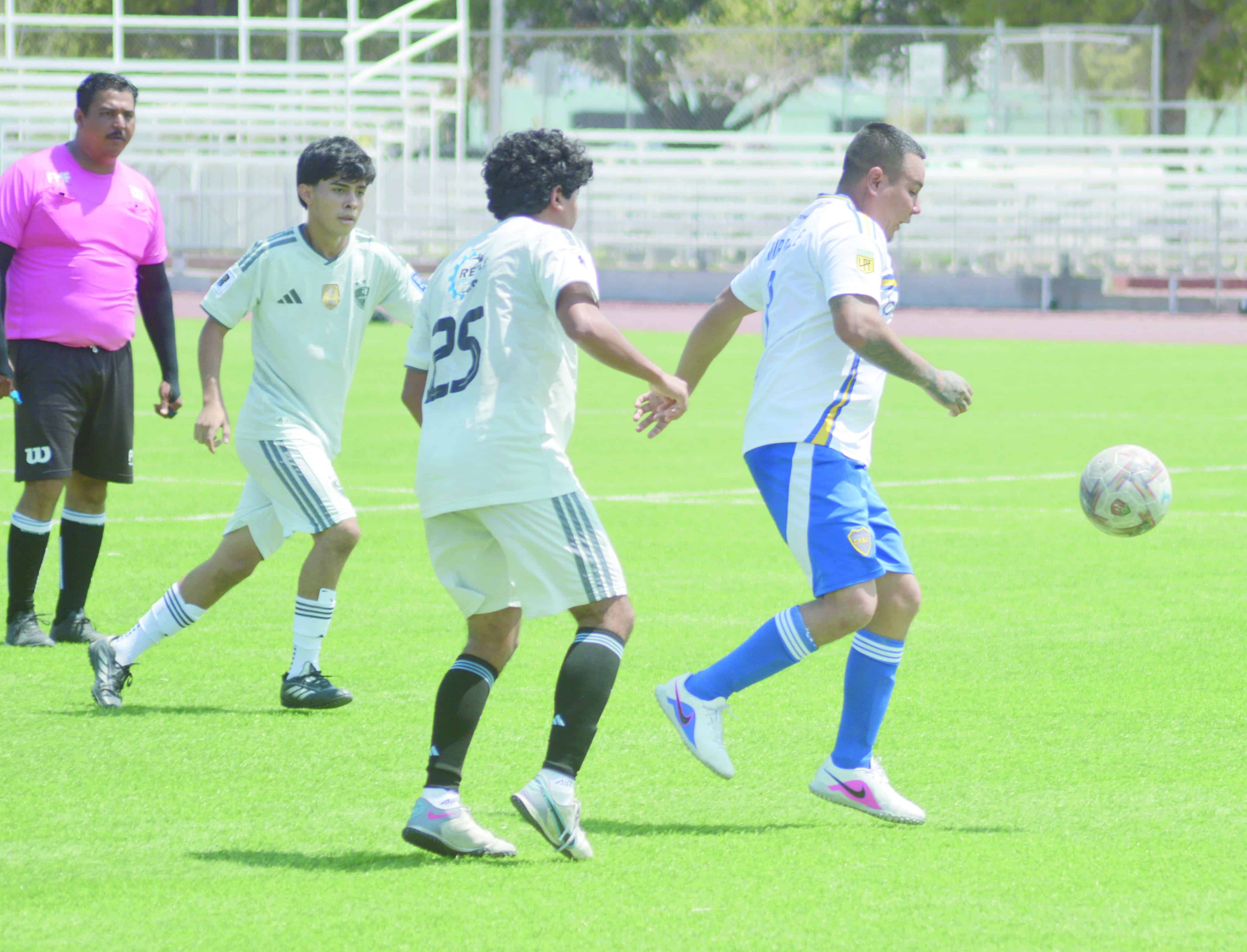 Notar&iacute;a Maldonado sigue invicto en la Liga Municipal de F&uacute;tbol: 24 puntos
