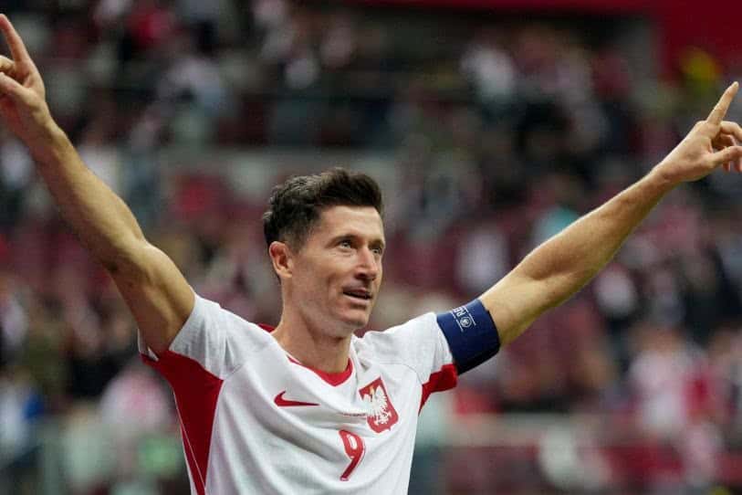 Robert Lewandowski anota hat-trick en victoria de Polonia sobre Rumania Robert Lewandowski anota hat-trick en victoria de Polonia sobre Rumania