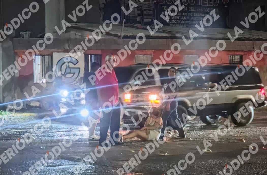 Mujer lesionada tras ca&iacute;da en bulevar Harold R. Pape en Monclova