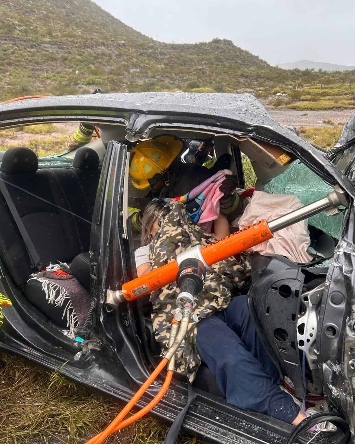Muere padre de familia en choque de tr&aacute;ileres