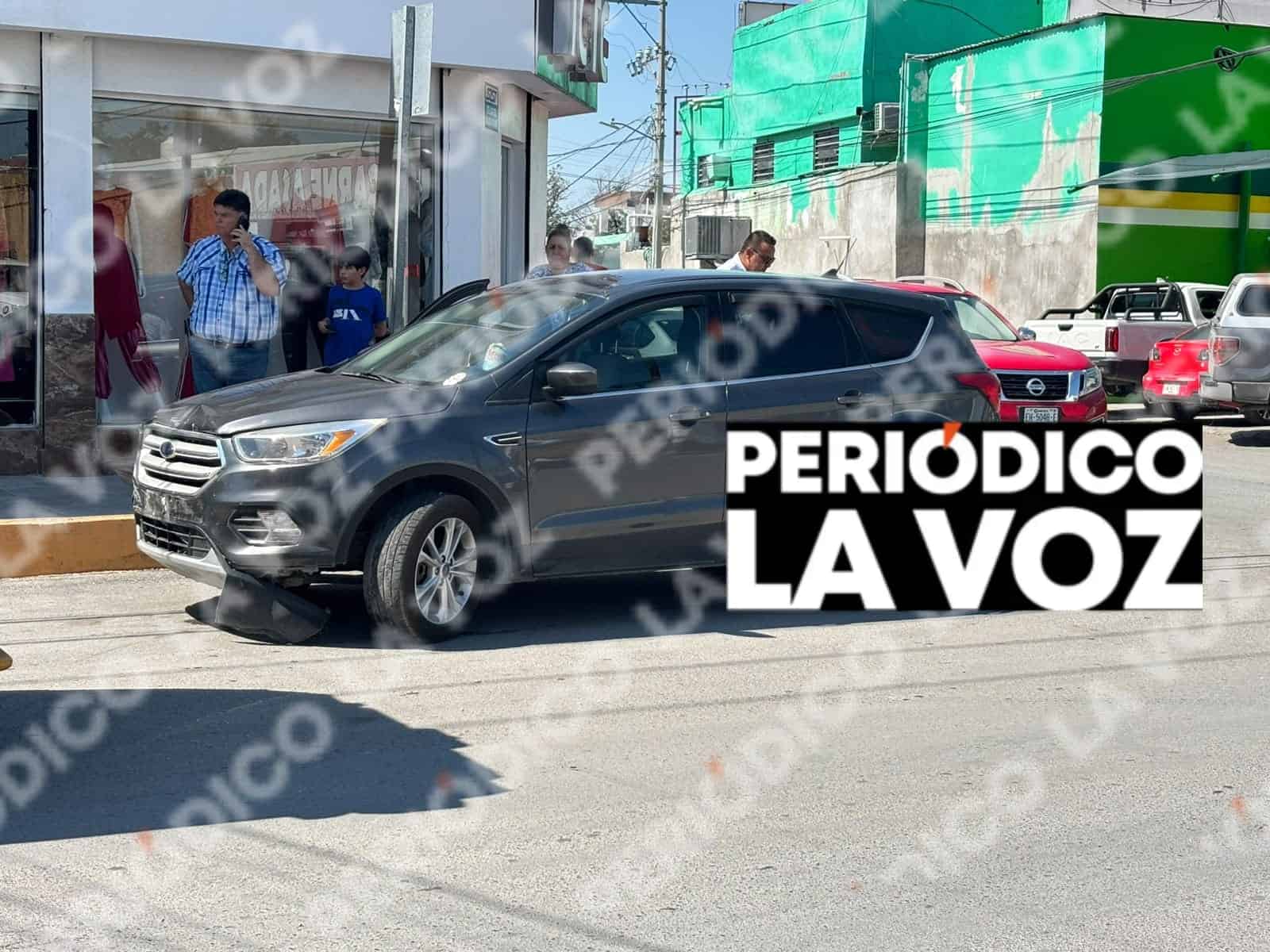 Choca empresario hotelero en la colonia Del Pueblo