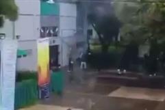 Pánico en el Colegio de Bachilleres 6: encapuchados irrumpen y lanzan cohetones