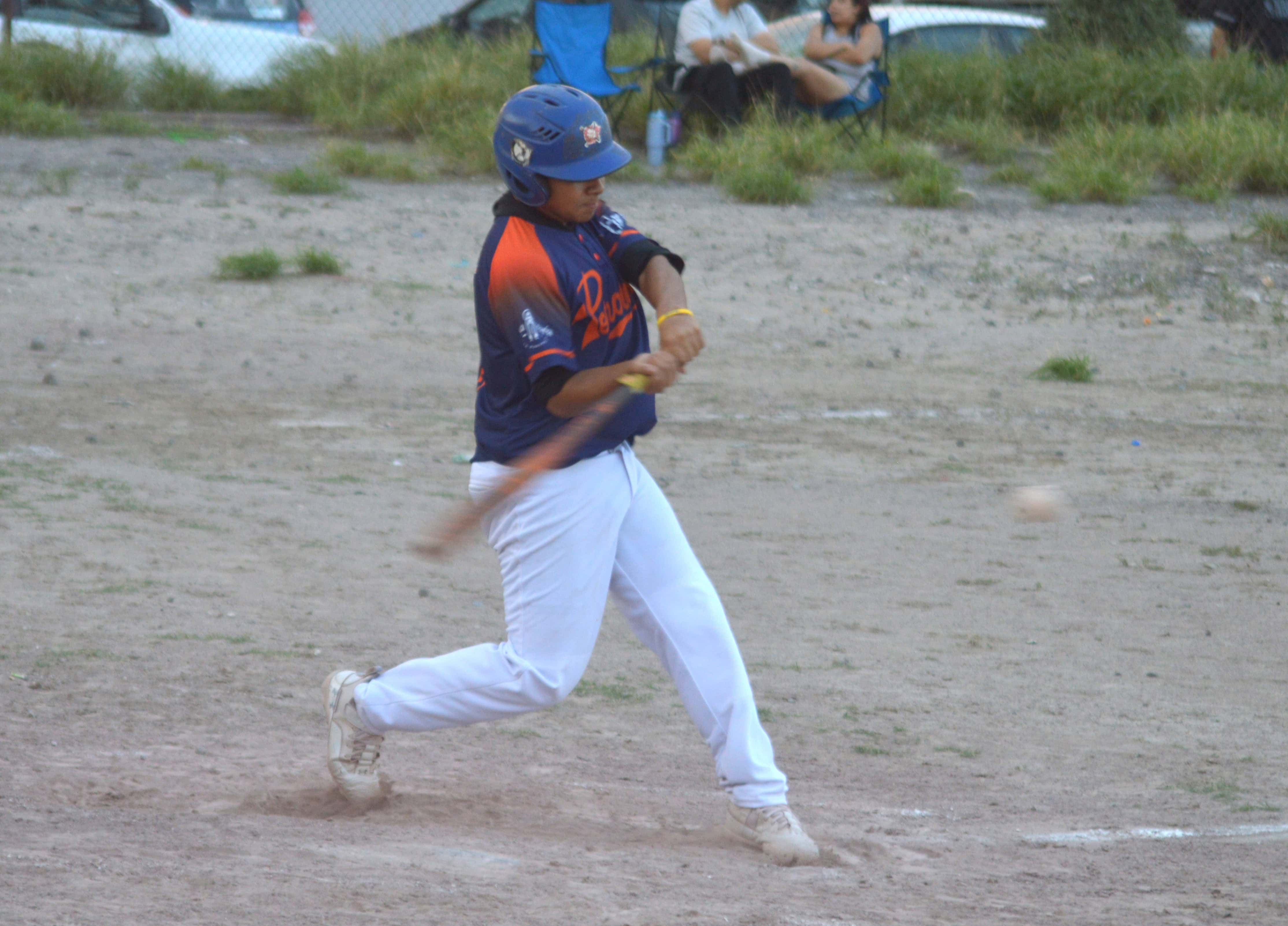 Dante Morales impulsa a Petroleros B a la victoria sobre Sultanes