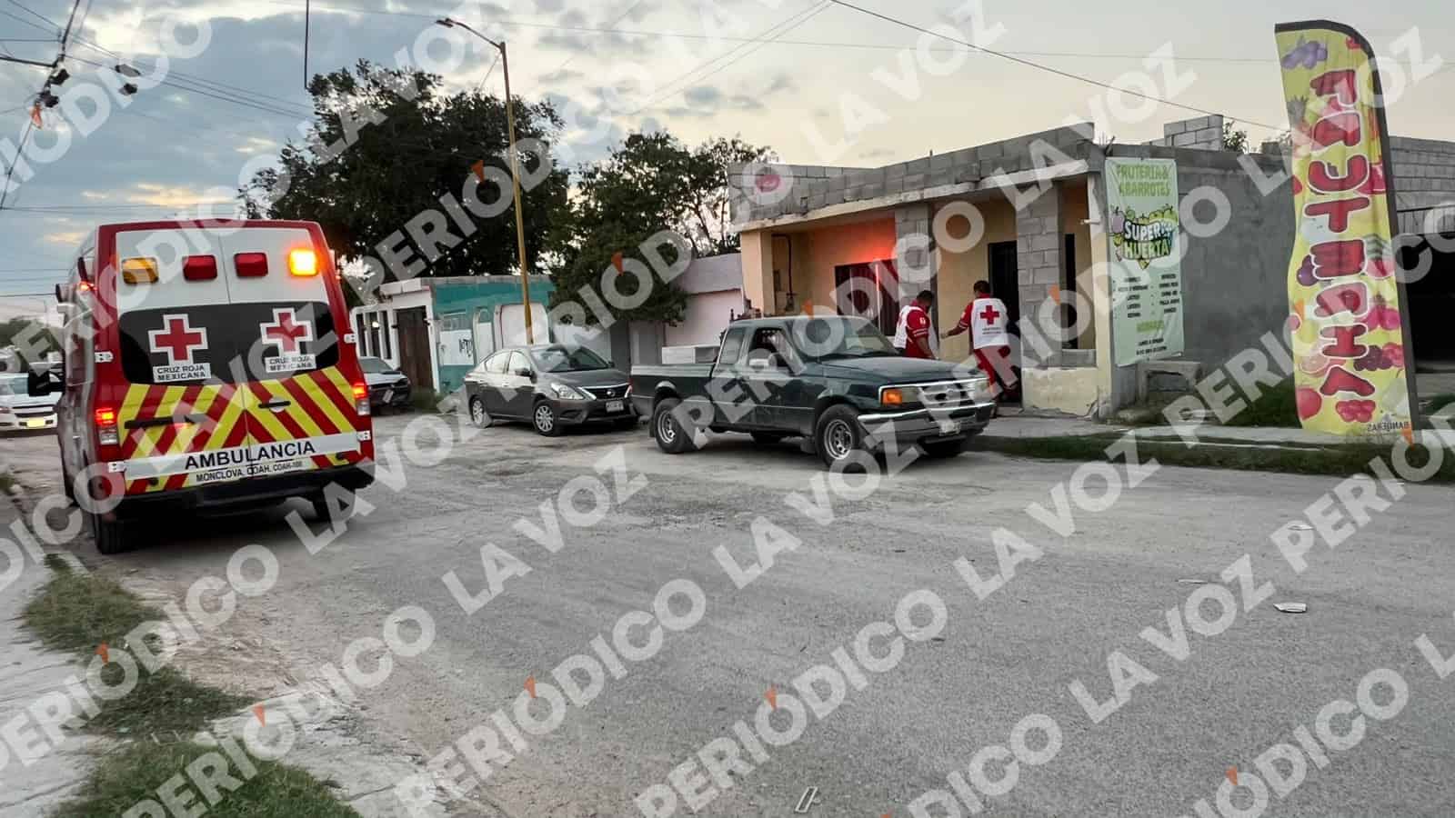 Vecinos salvan a don Jacobo en Monclova tras emergencia