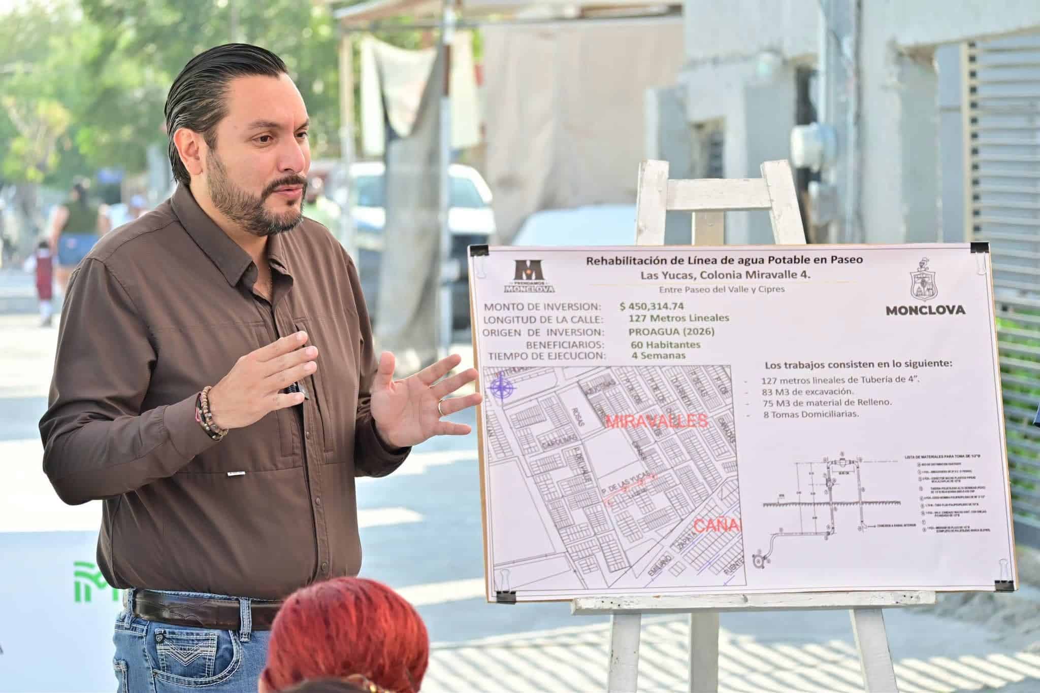 Inicia Carlos Villarreal rehabilitaci&oacute;n de agua potable en Monclova