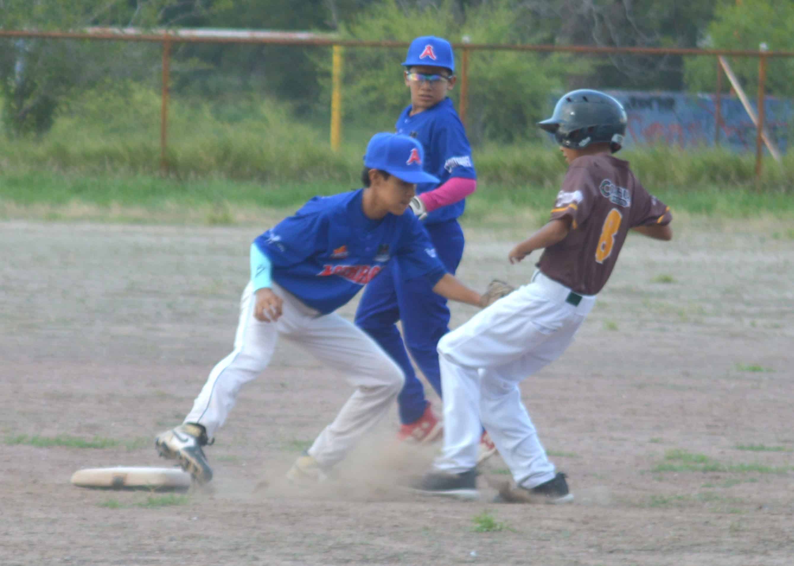 Acereros B se impone a Padres: victoria en la Liga Furiazul