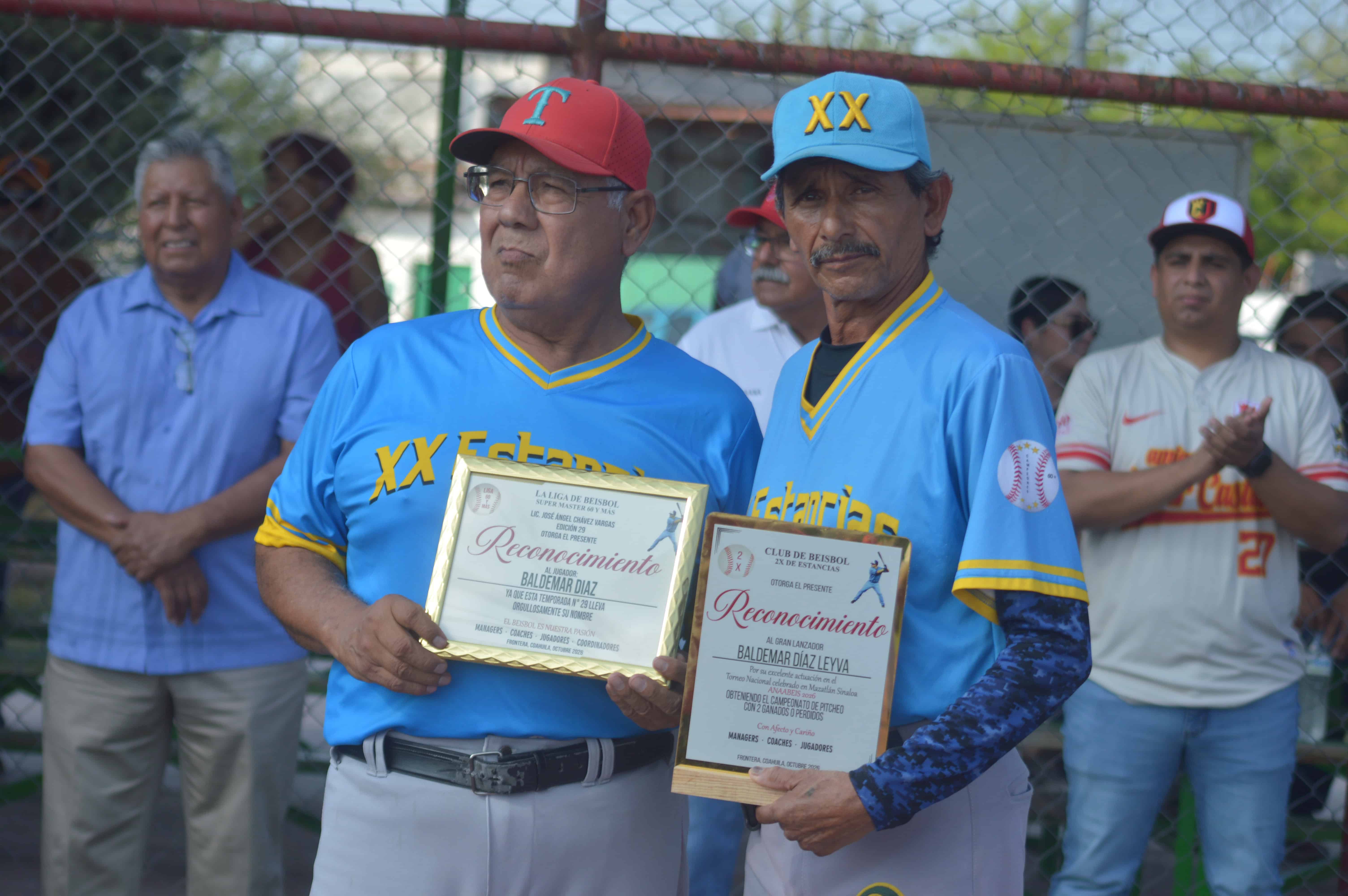 Tigres del Oriente se corona campe&oacute;n en Liga de B&eacute;isbol 60 y m&aacute;s