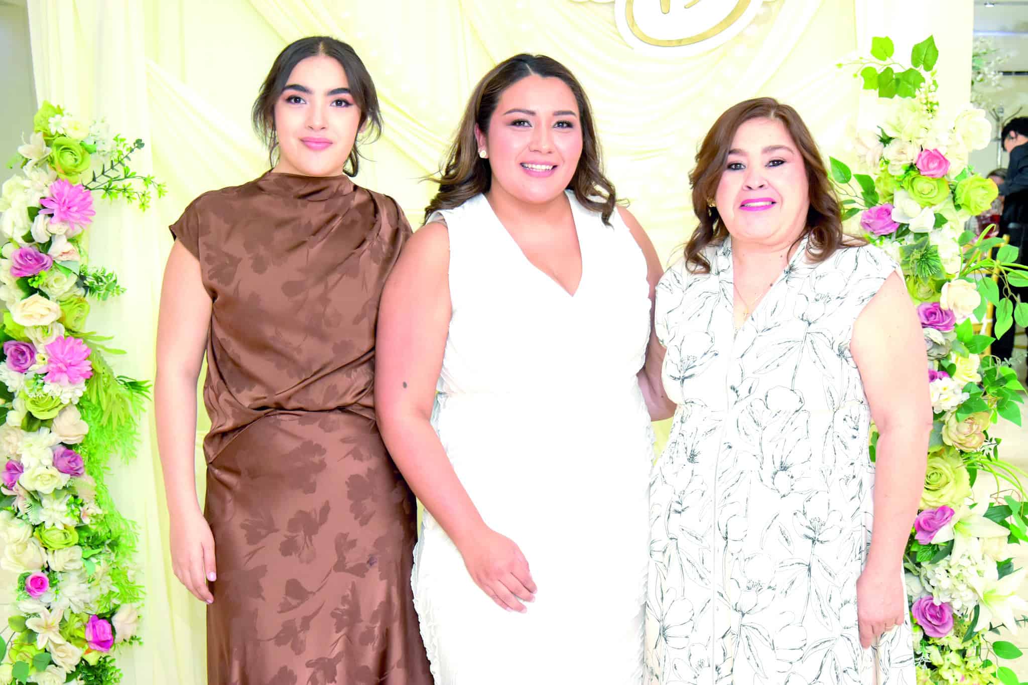 Gema Salazar celebra emotiva despedida rodeada de su familia