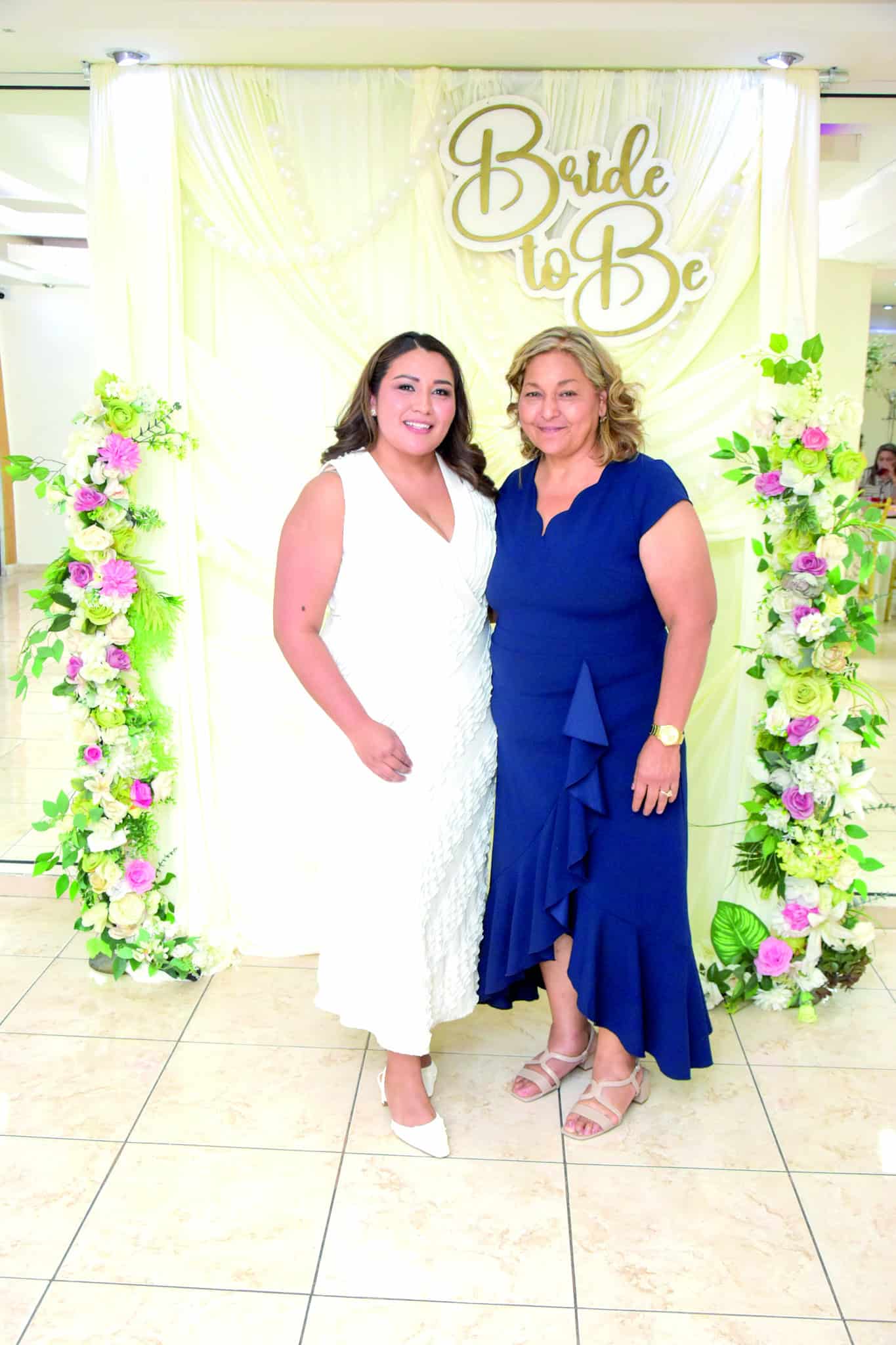 Gema Salazar celebra emotiva despedida rodeada de su familia
