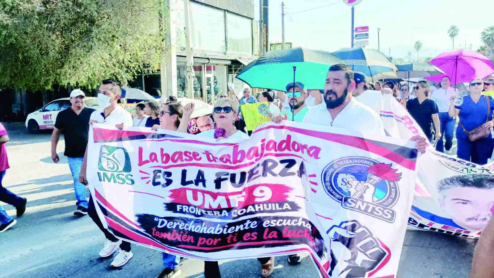 Coparmex exige atenci&oacute;n m&eacute;dica adecuada en el IMSS: protestas de trabajadores