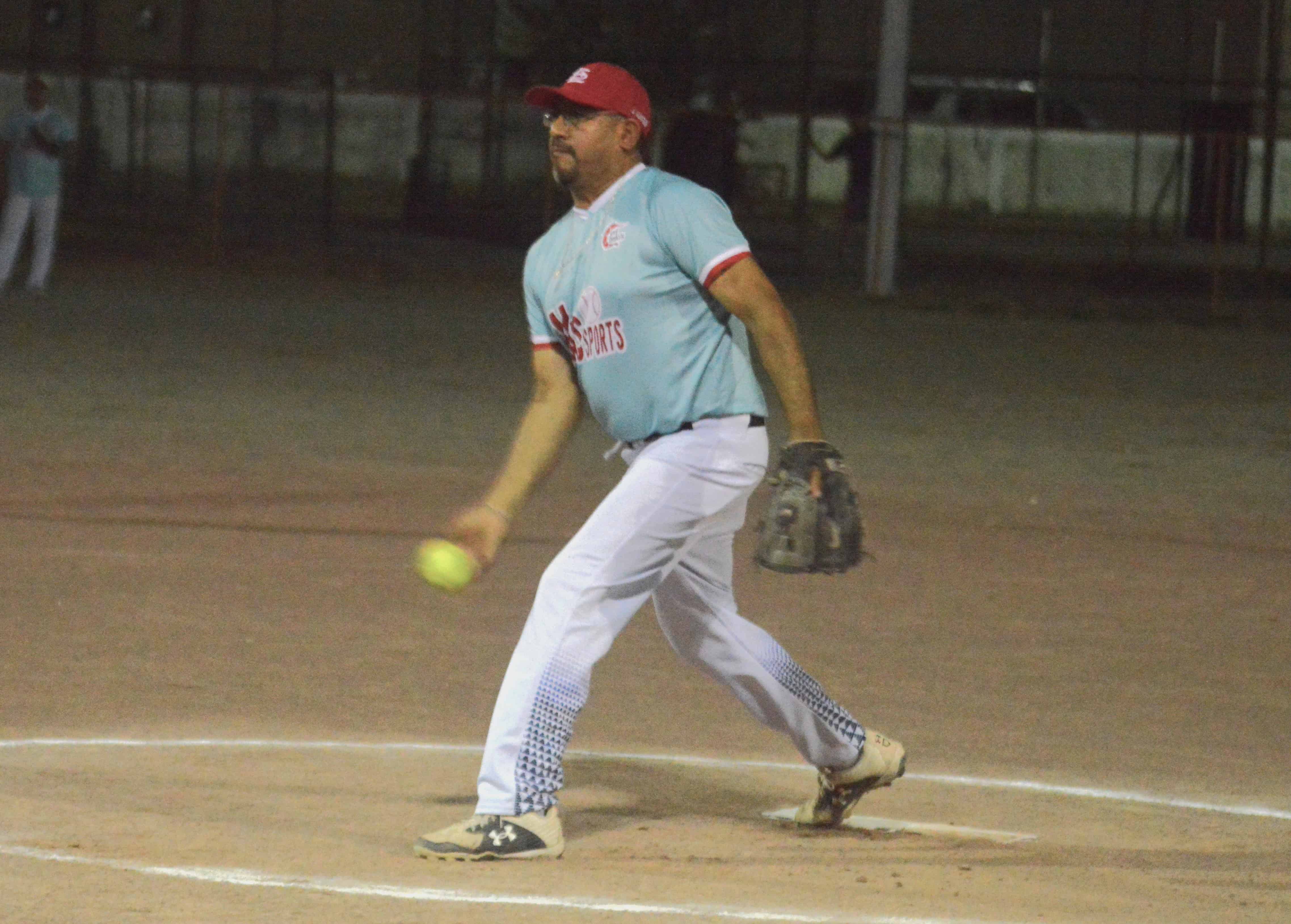 C&eacute;sar Almaguer Cevichalos gana 6-1 a Primos Oviedo en softbol