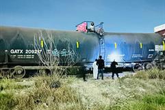 Dos migrantes salvadoreños sufren lesiones al viajar en tren y requieren operación Dos migrantes salvadoreños sufren lesiones al viajar en tren y requieren operación