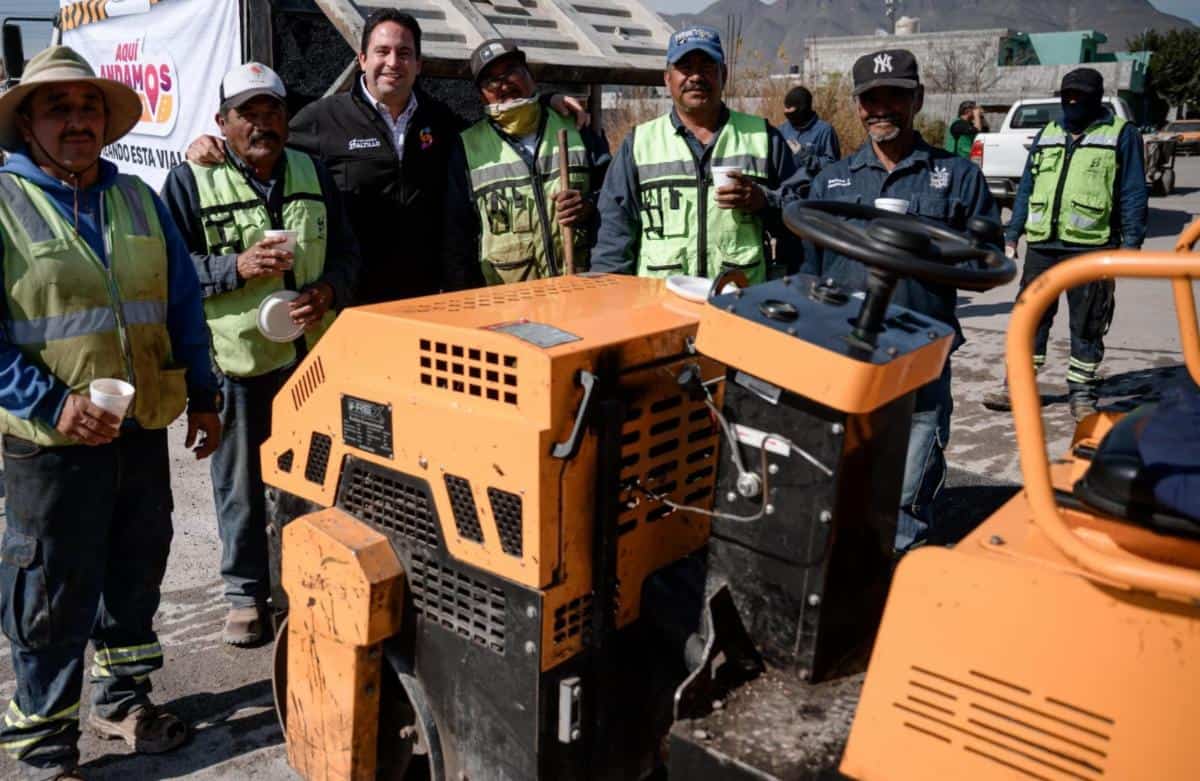 Javier D&iacute;az Gonz&aacute;lez realiza rehabilitaci&oacute;n de pavimento en Saltillo